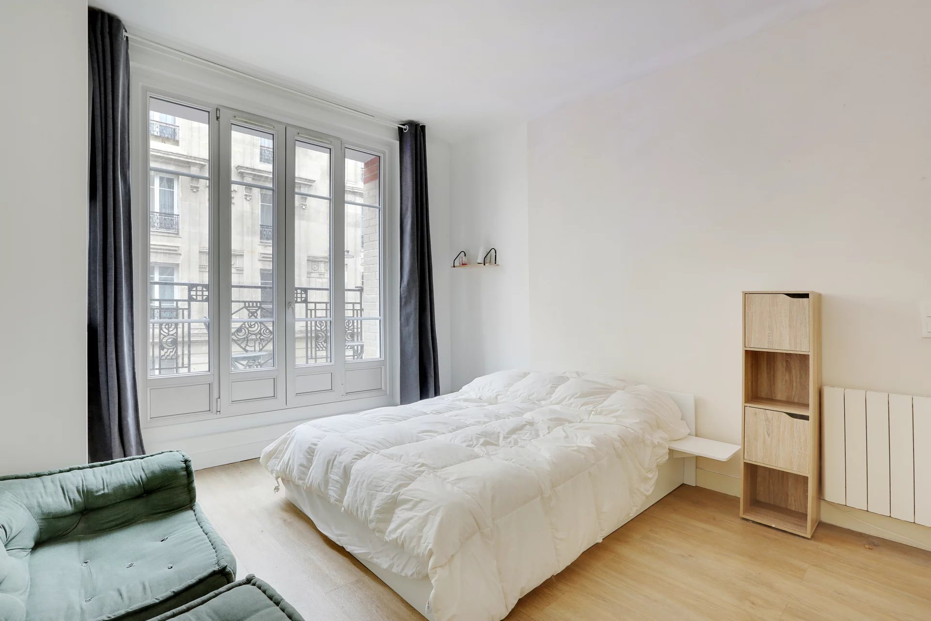 STUDIO - 18m2 avec balcon / Rue des Boulets - Image Array