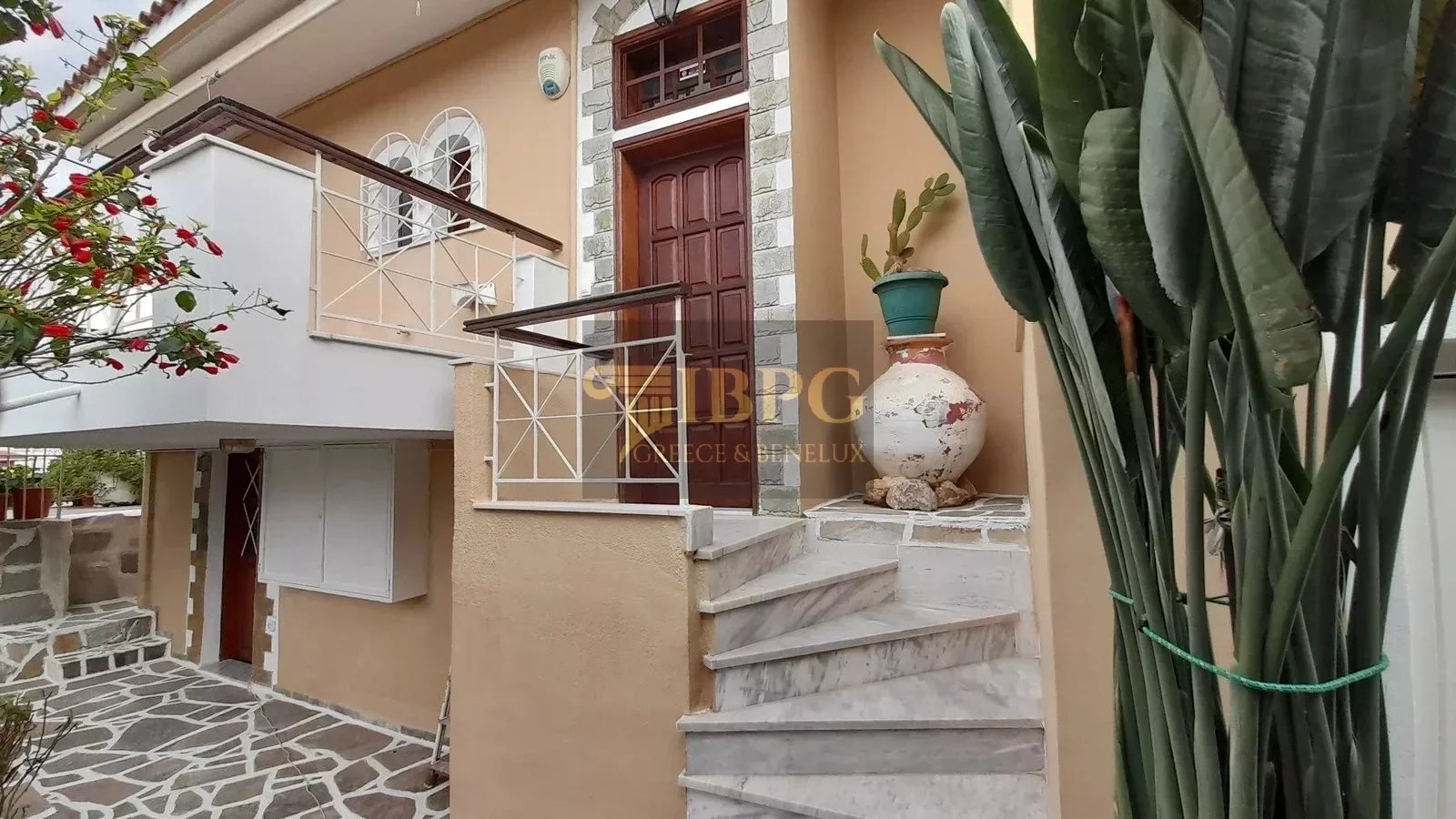 for rent House in Voula Attica 106m2 ,1250€