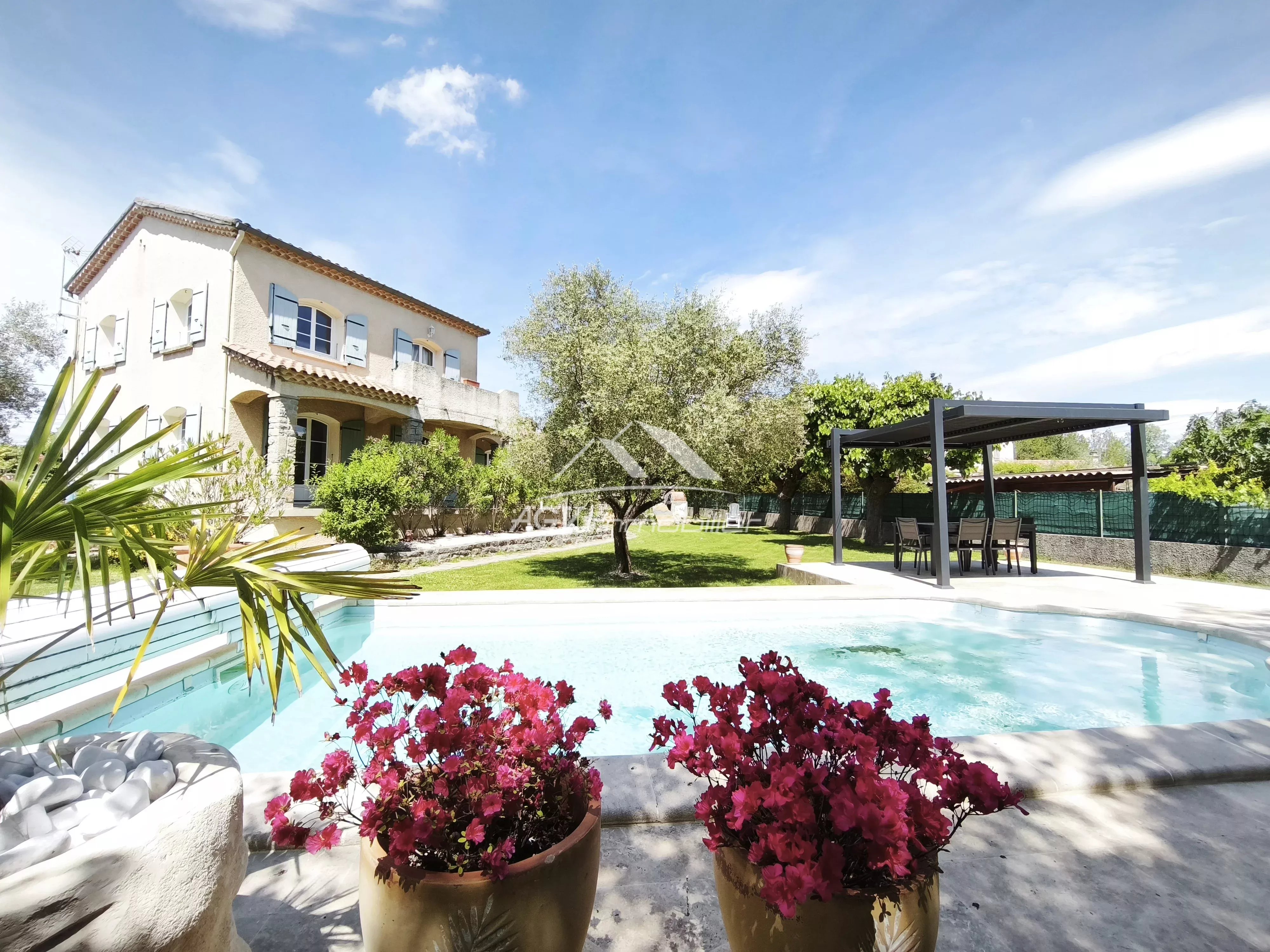 Agence immobilière de AGV IMMOBILIER