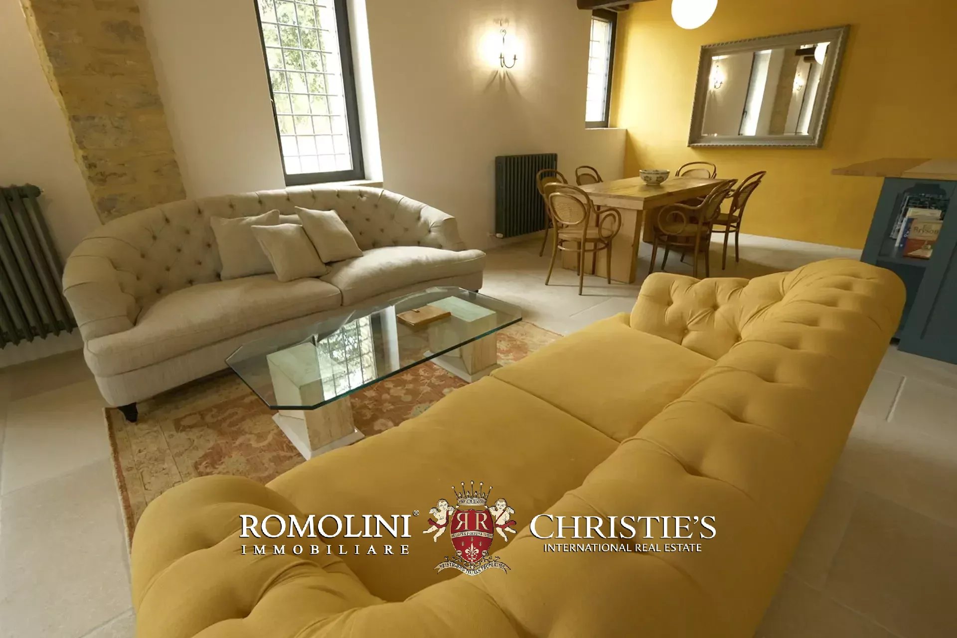  FINELY RESTORED RURAL COMPLEX FOR SALE IN UMBERTIDE UMBRIA