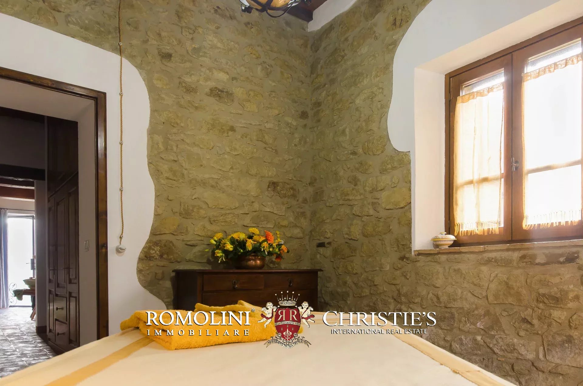 11 Bedroom Villa/Townhouse's Image 42