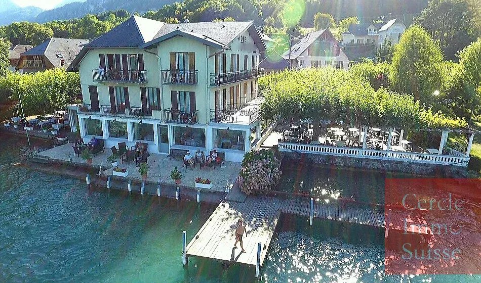 À Vendre – Hôtel Restaurant d’Exception à Doussard | Vue Imprenable sur le Lac d’Annecy pieds dans l'eau - Photo 5