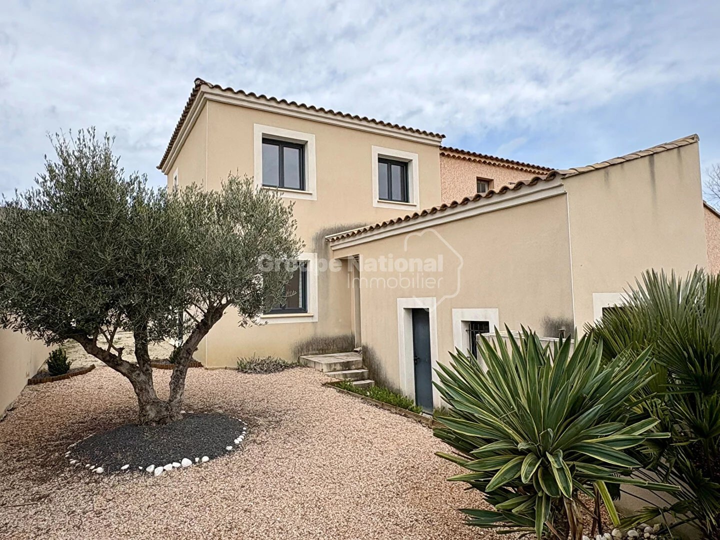 ARLES. Villa en parfait état !