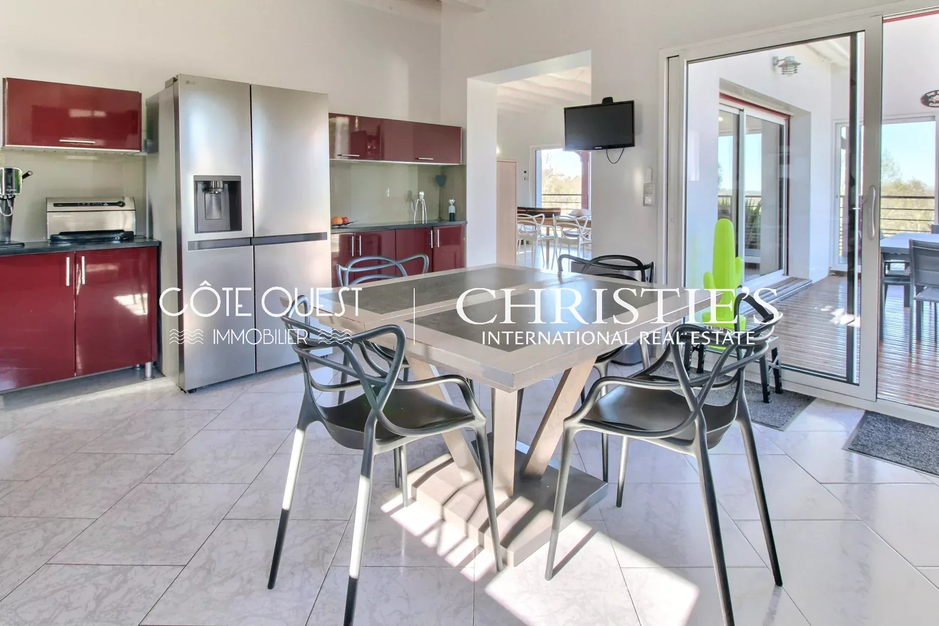 3 Bedroom Villa/Townhouse's Image 8