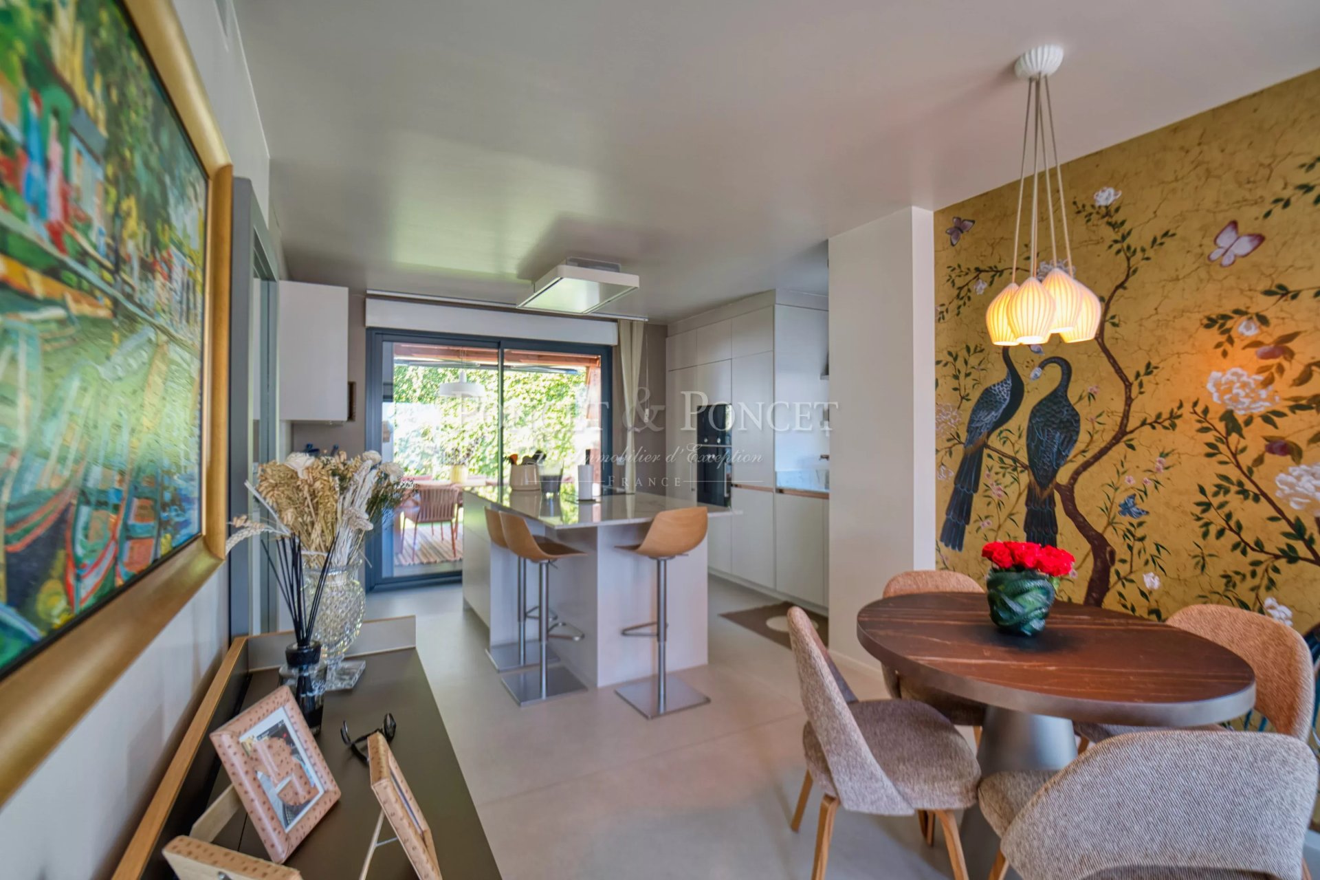 4 Bedroom Villa/Townhouse's Image 11