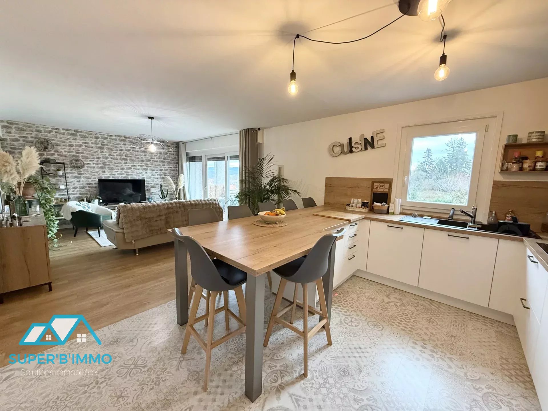 Agence immobilière de 