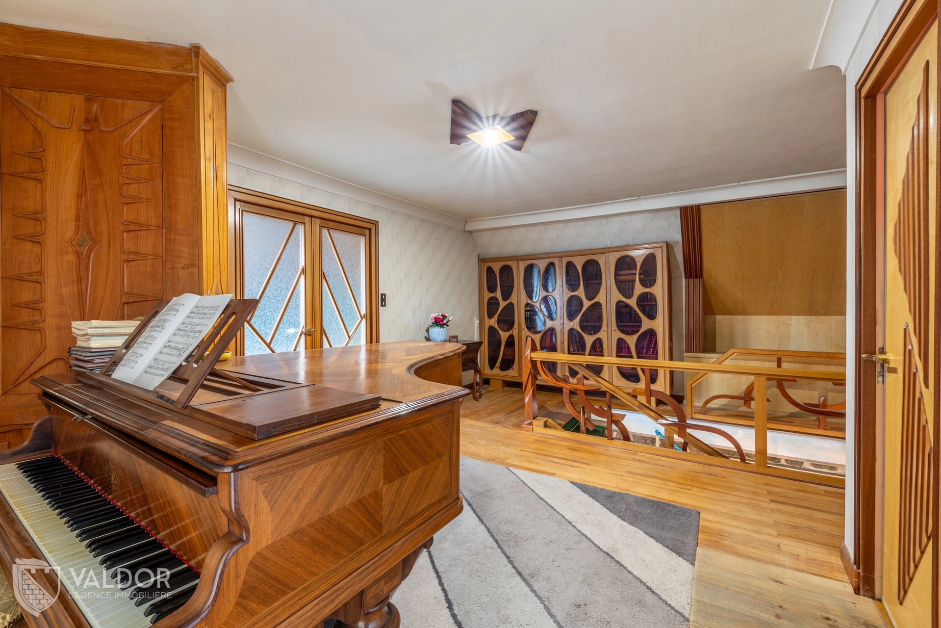 Maison atypique de 190 m² avec grand terrain