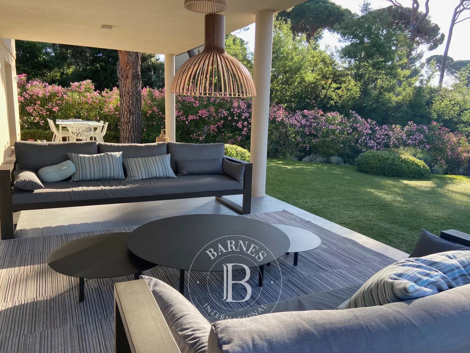 Villa Grimaud  -  ref 82440363 (picture 3)
