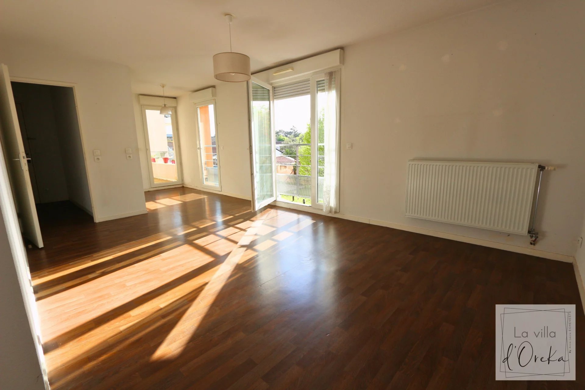 Bel Appartement T3 de 65m2 avec terrasse vue dégagée et 2 pl. parking