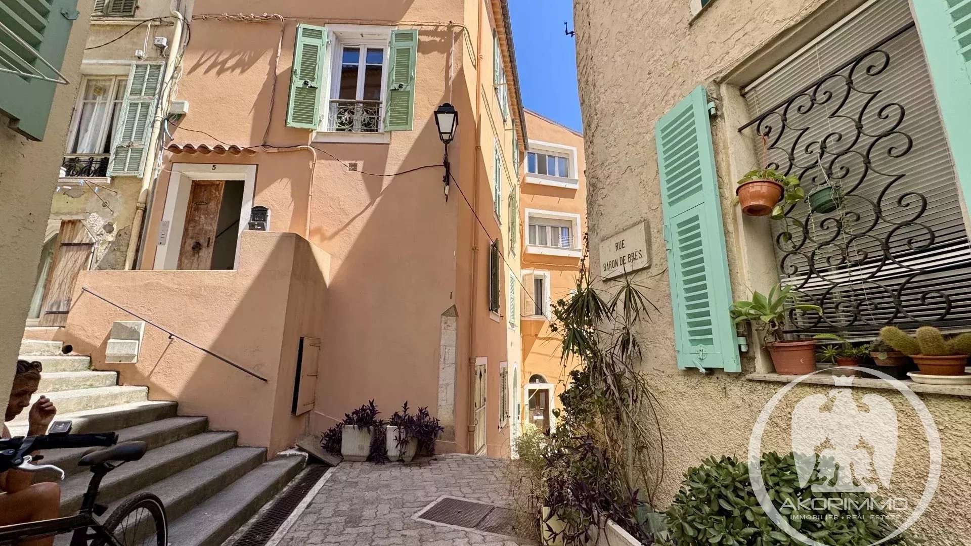 STUDIO RENOVE - VIEILLE VILLE - VILLEFRANCHE-SUR-MER