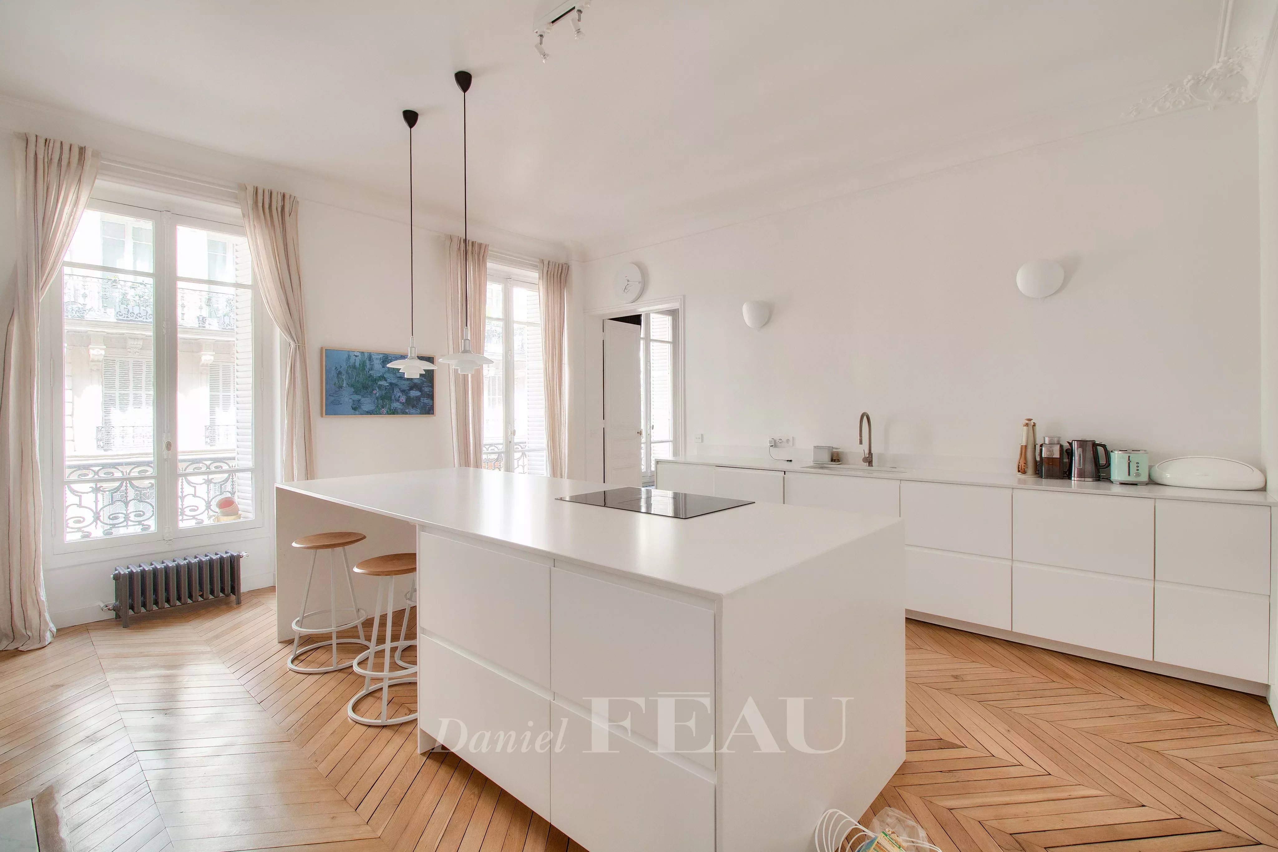 Rental Apartment Paris 8th Faubourg-du-Roule