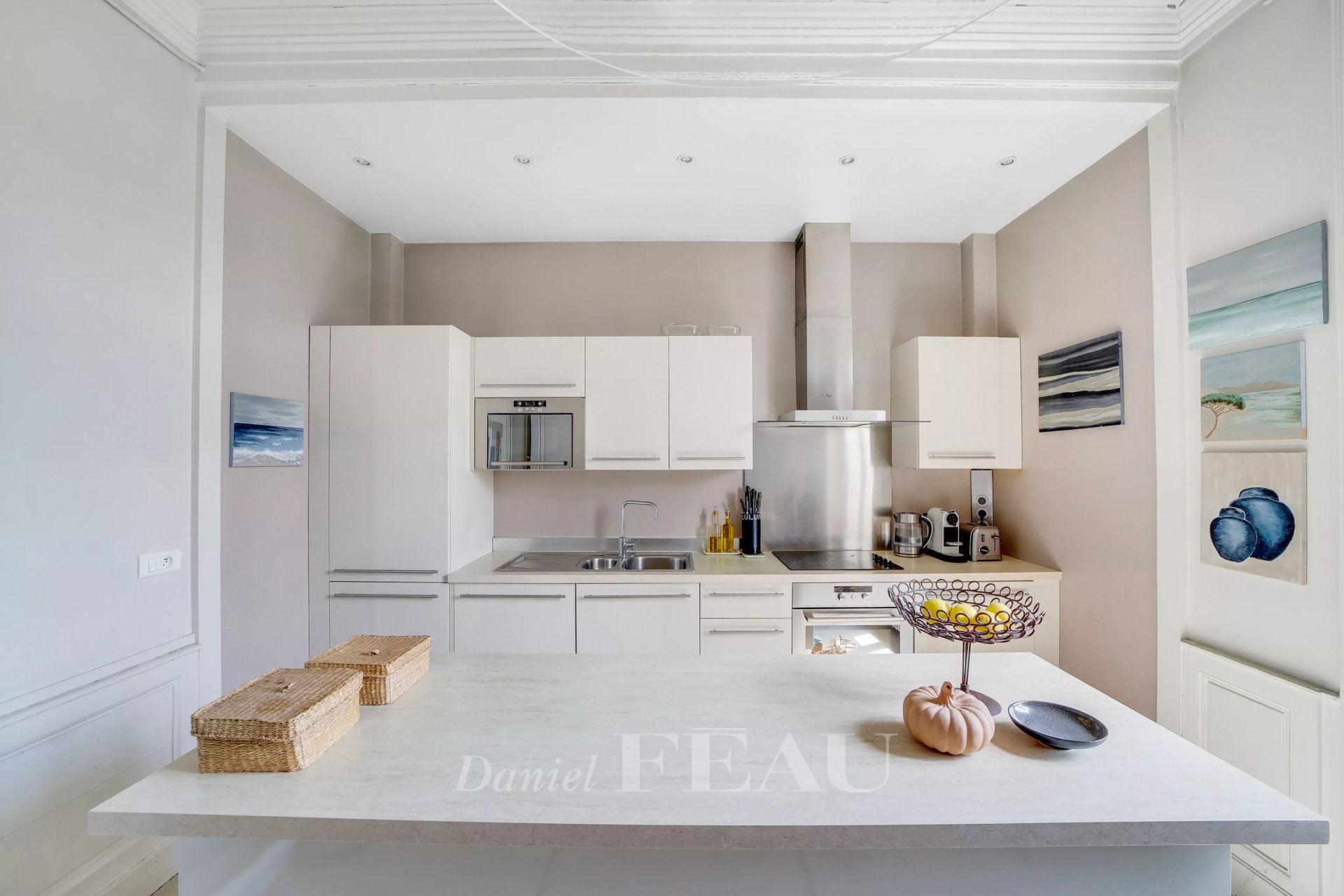 2 Bedroom Apartment/Flat's Image 3