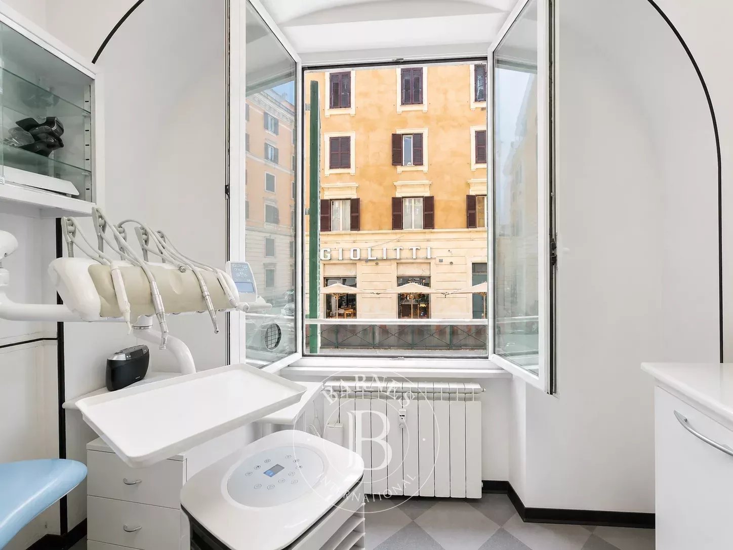 Roma  - Bureaux 13 Pi&egrave;ces - picture 14