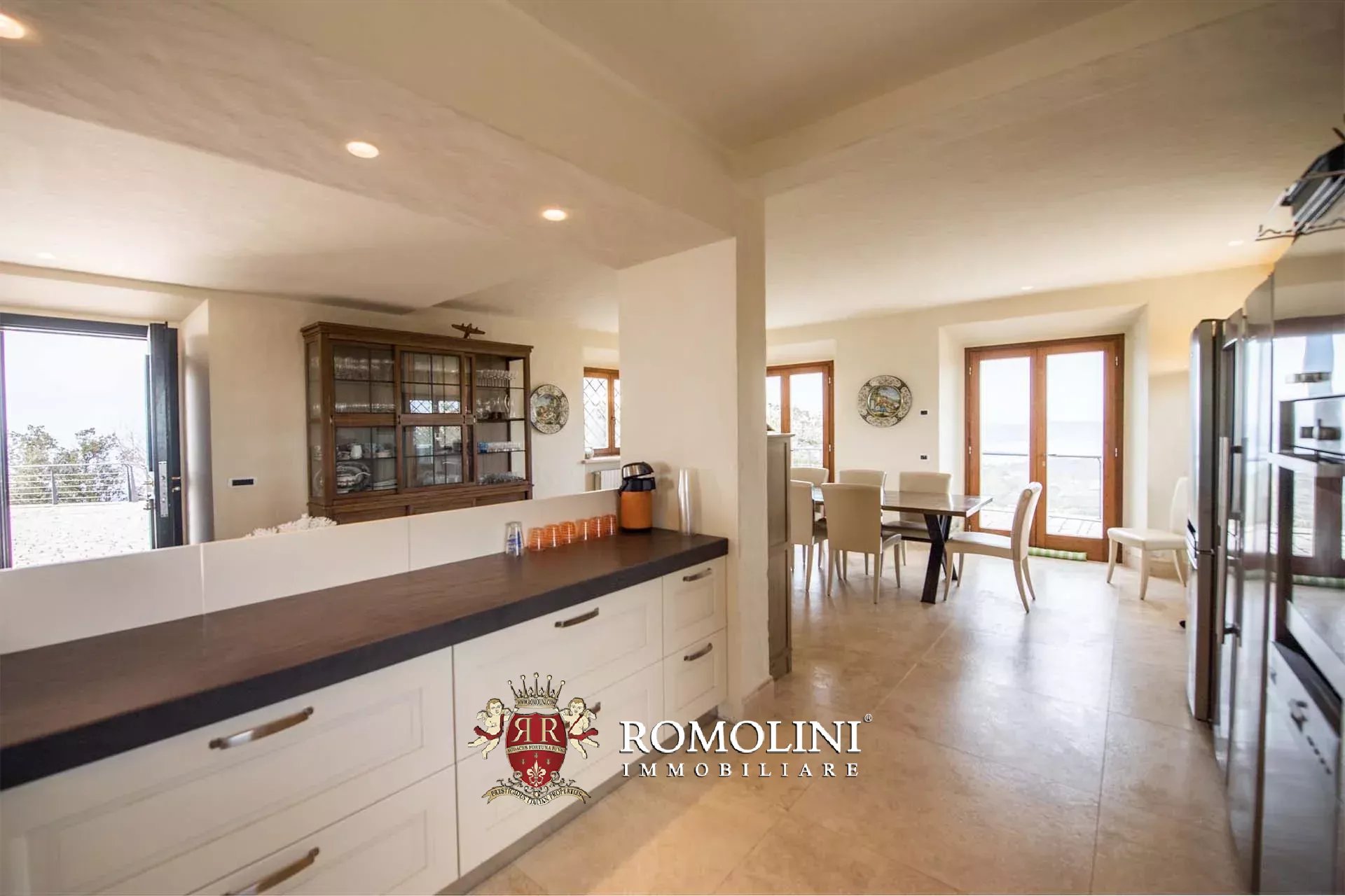 5 Bedroom Villa/Townhouse's Image 45