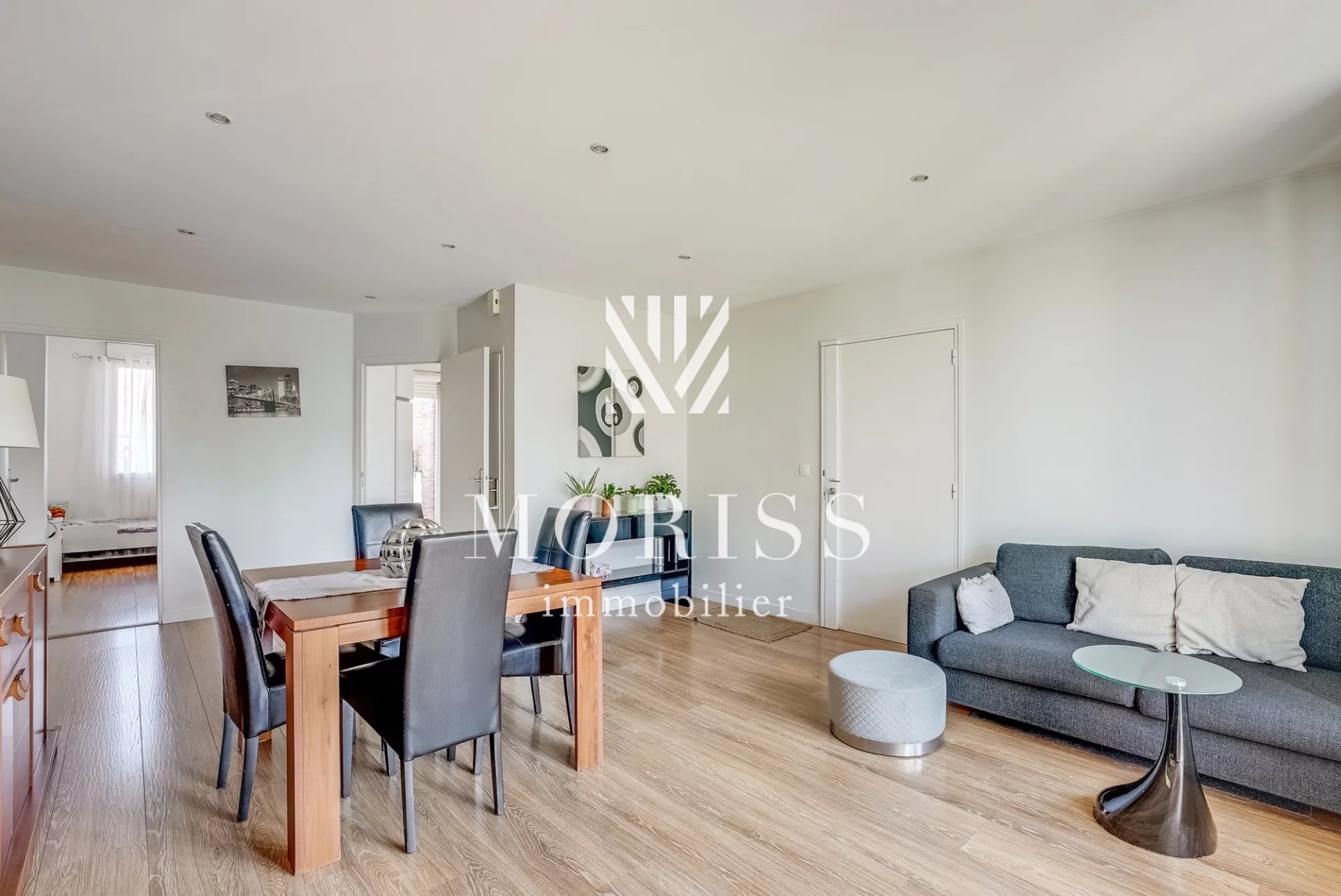 APPARTEMENT FACE MARNE, QUATRE CHAMBRES 129 m2 - Image Array