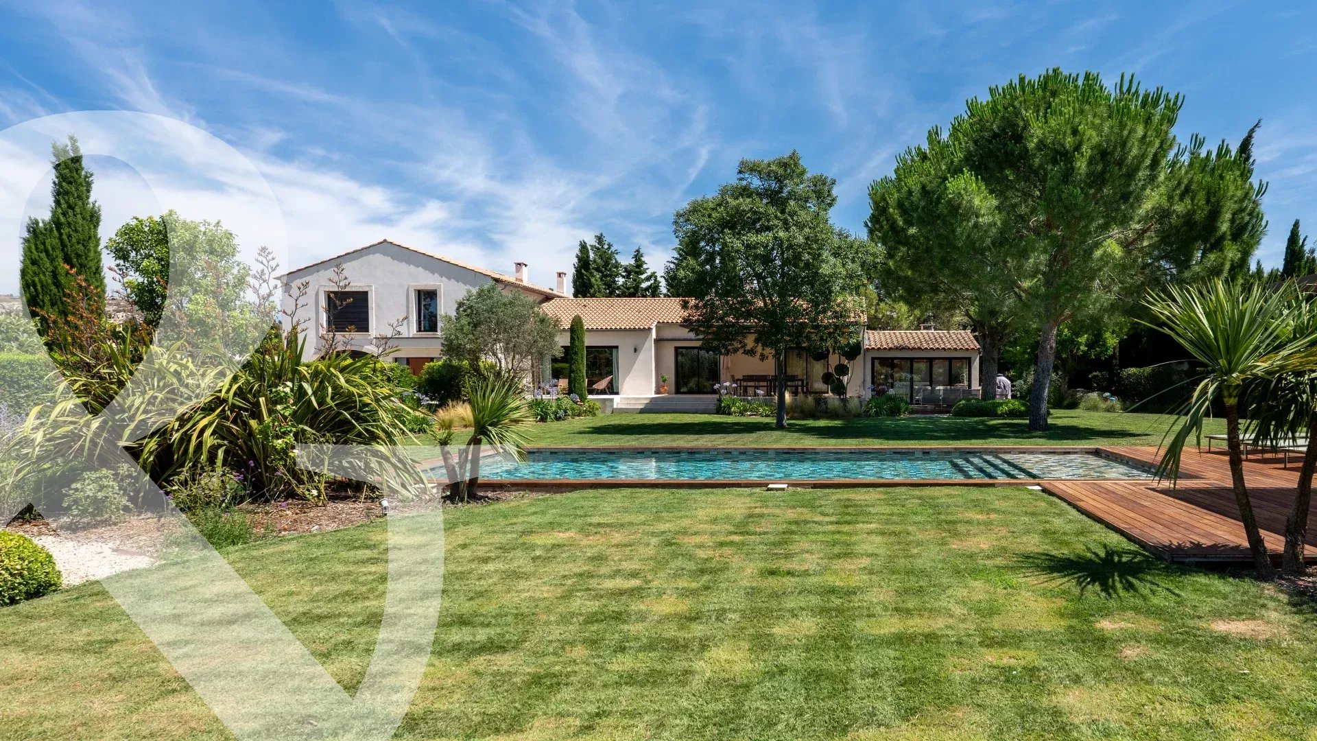 BELLE MAISON PROVENCALE