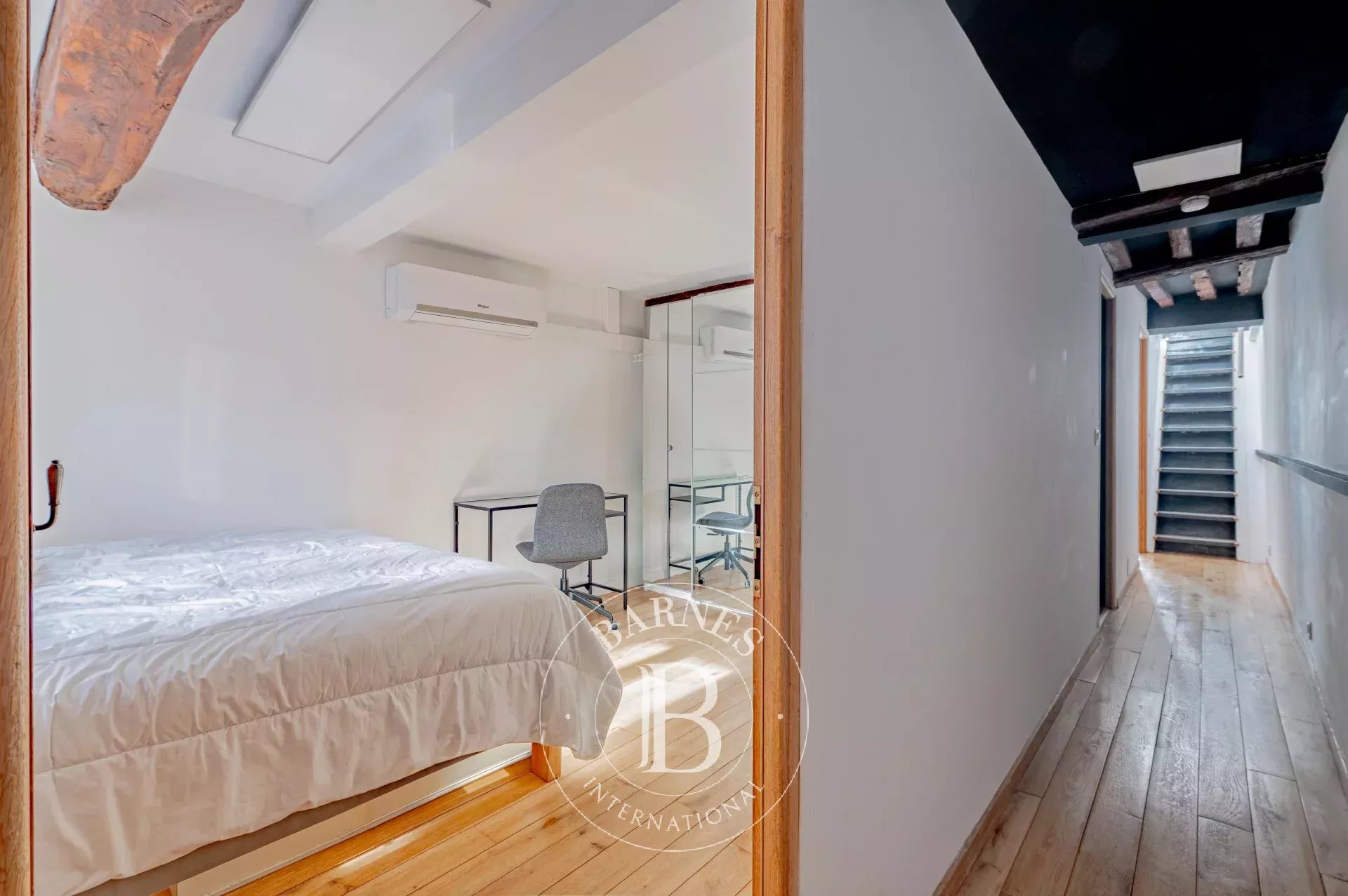 Daire Paris 5ème - picture 9