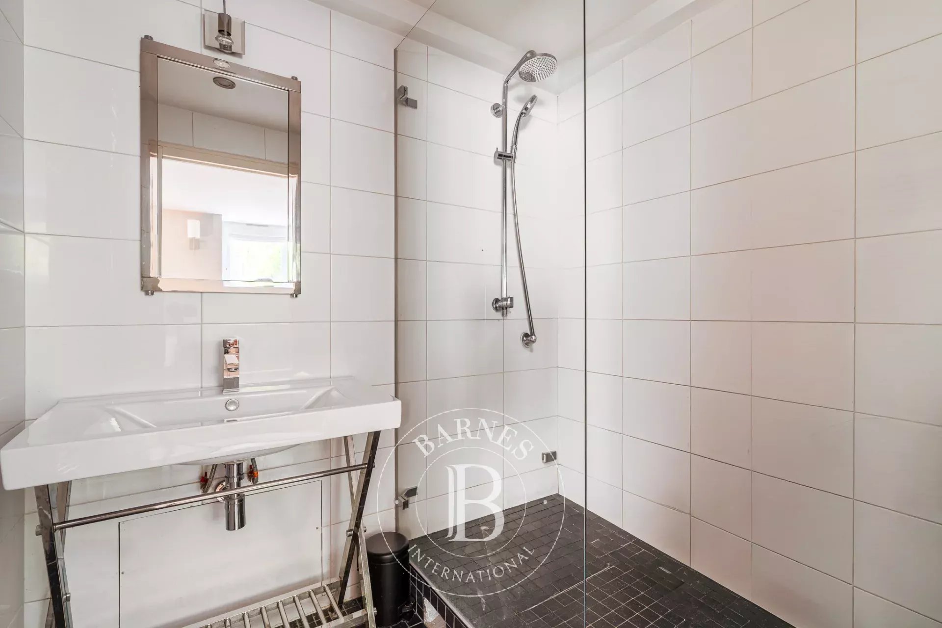 Neuilly-sur-Seine  - Appartement 4 Pi&egrave;ces, 1 Chambre - picture 19