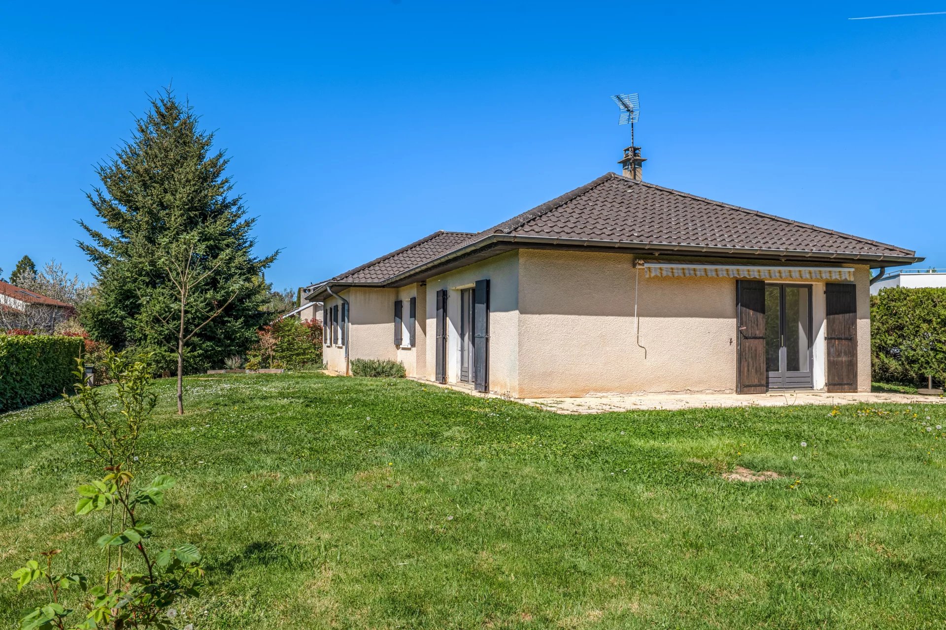 Villa 5 Chambres - Dardilly le Bas