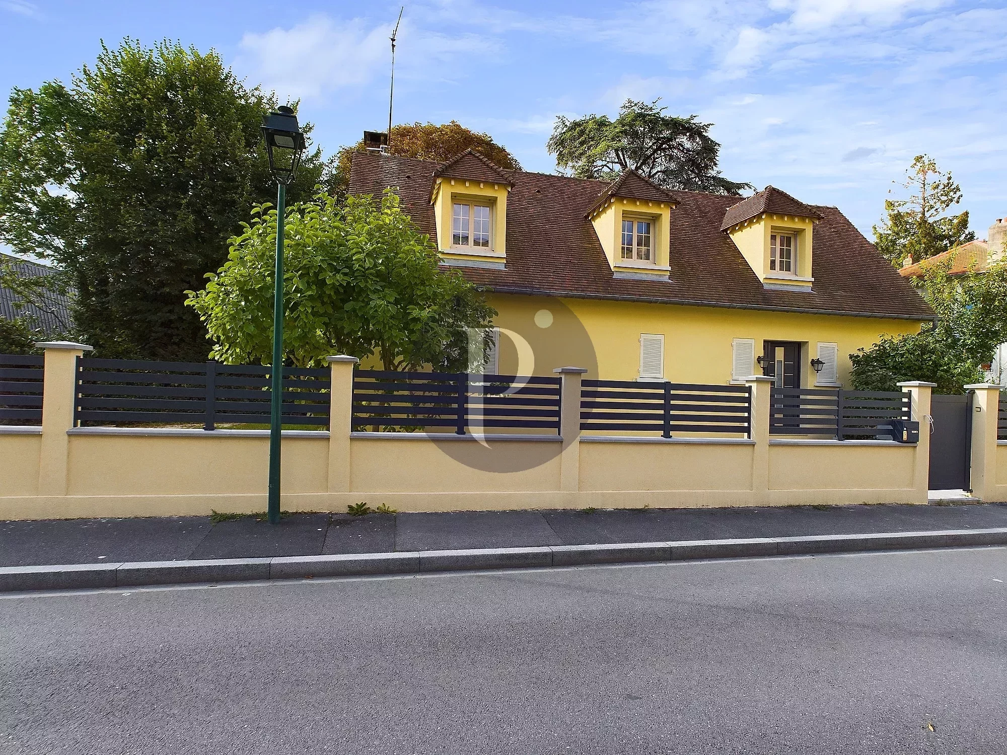 vente-maison-6-pieces-verrieres-le-buisson-85270510