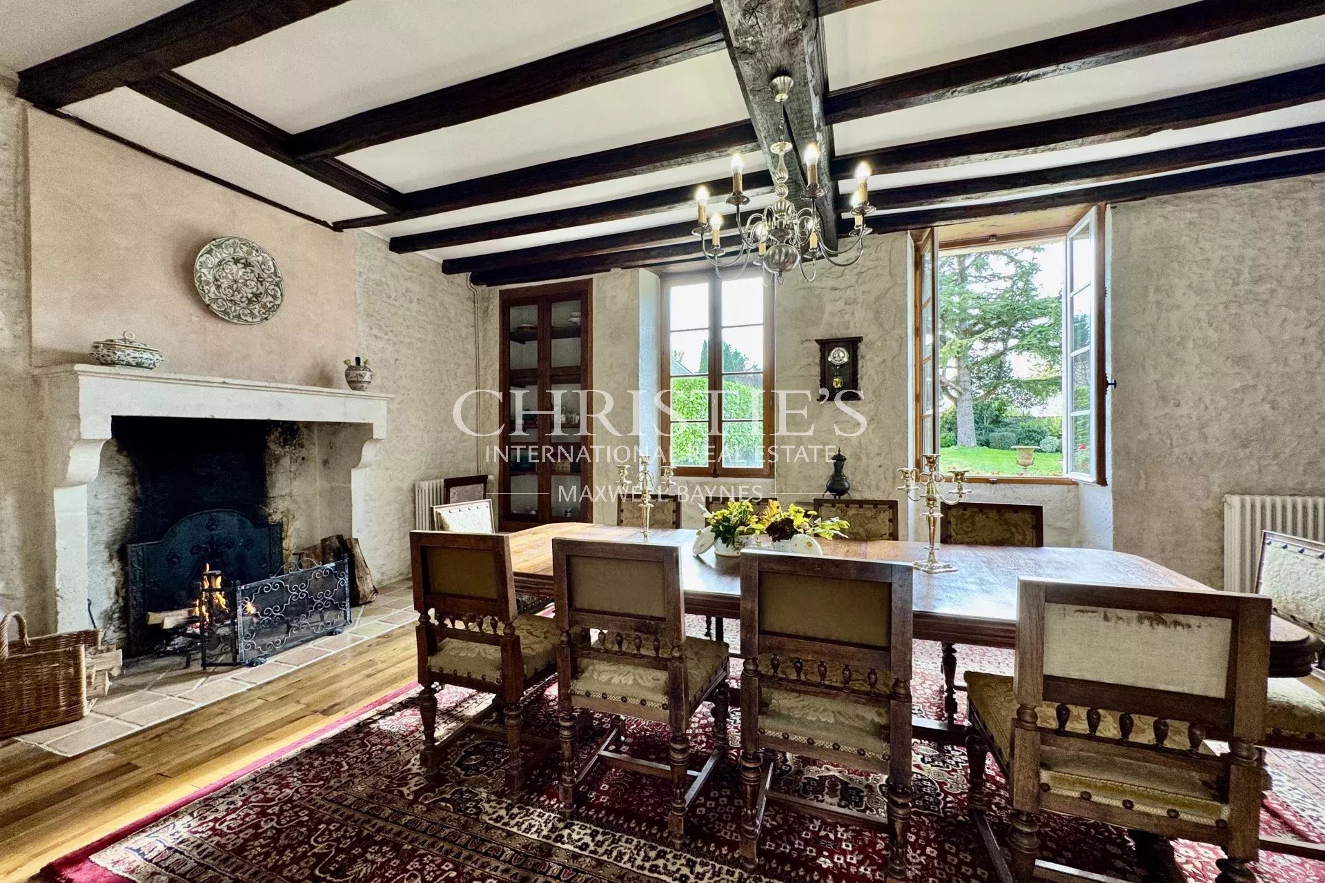6 Bedroom Villa/Townhouse's Image 16