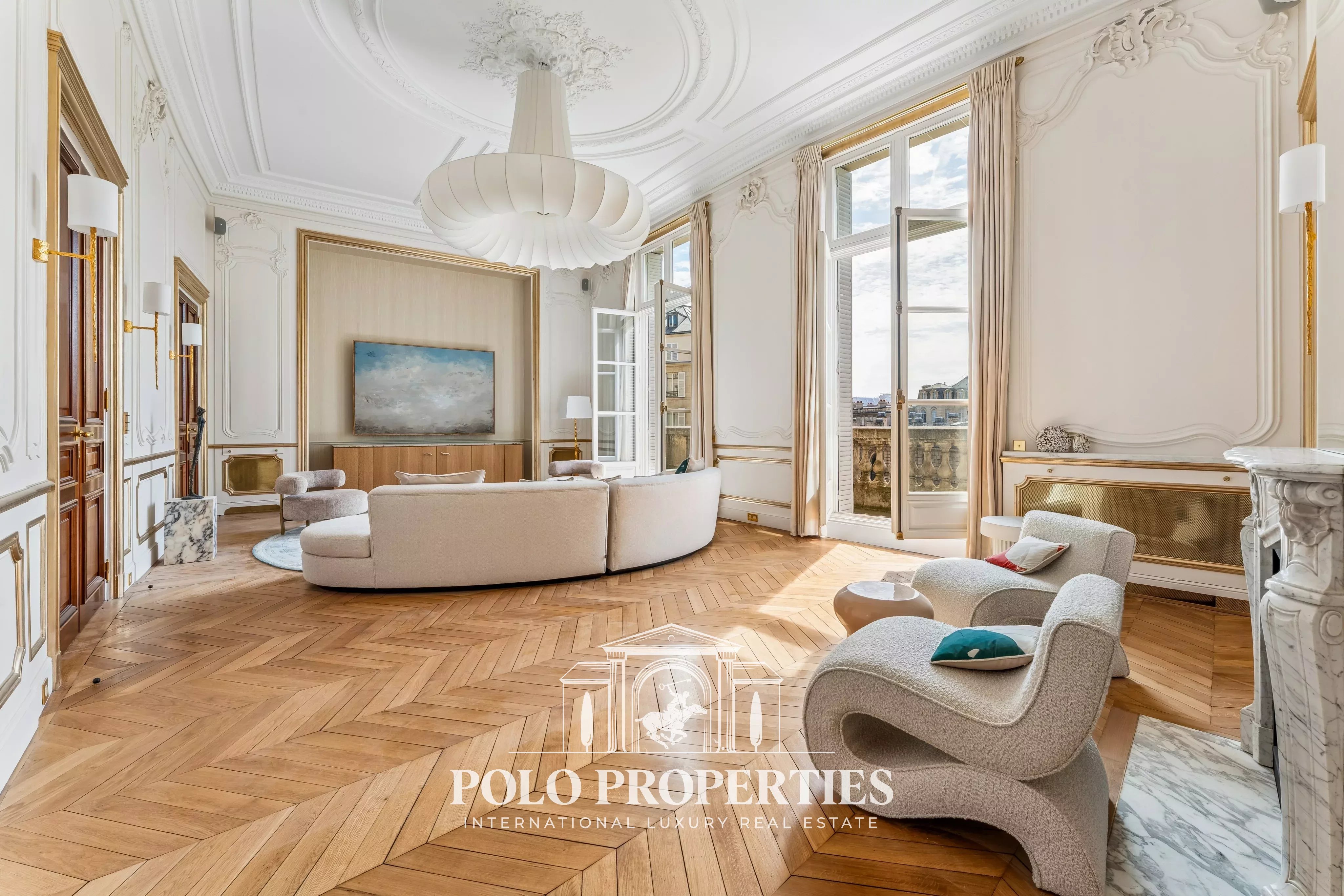 Exceptional Apartment with Independent Studio - Place Beauvau