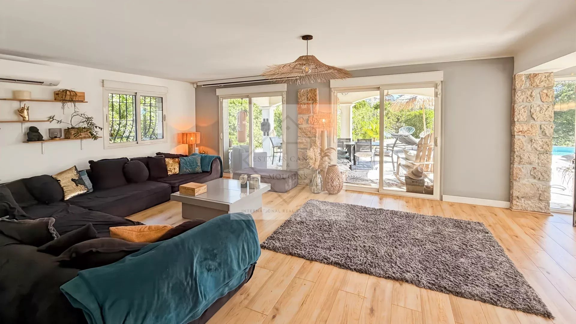 Mandelieu – Opportunité rare : terrain d’exception avec maison existante et projet de villa contemporaine de 600 m² avec permis purgé — photo 5
