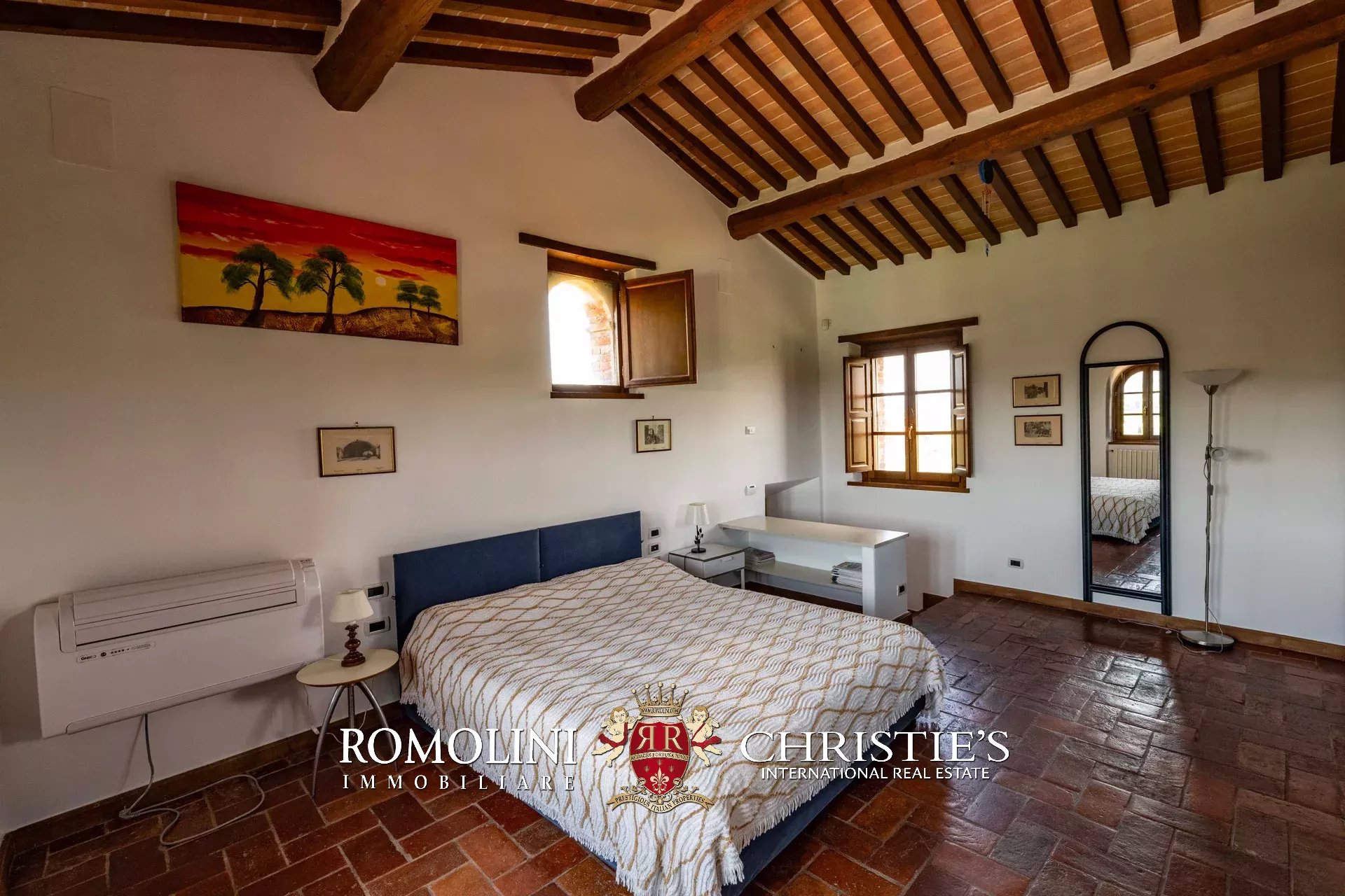 5 Bedroom Villa/Townhouse's Image 34