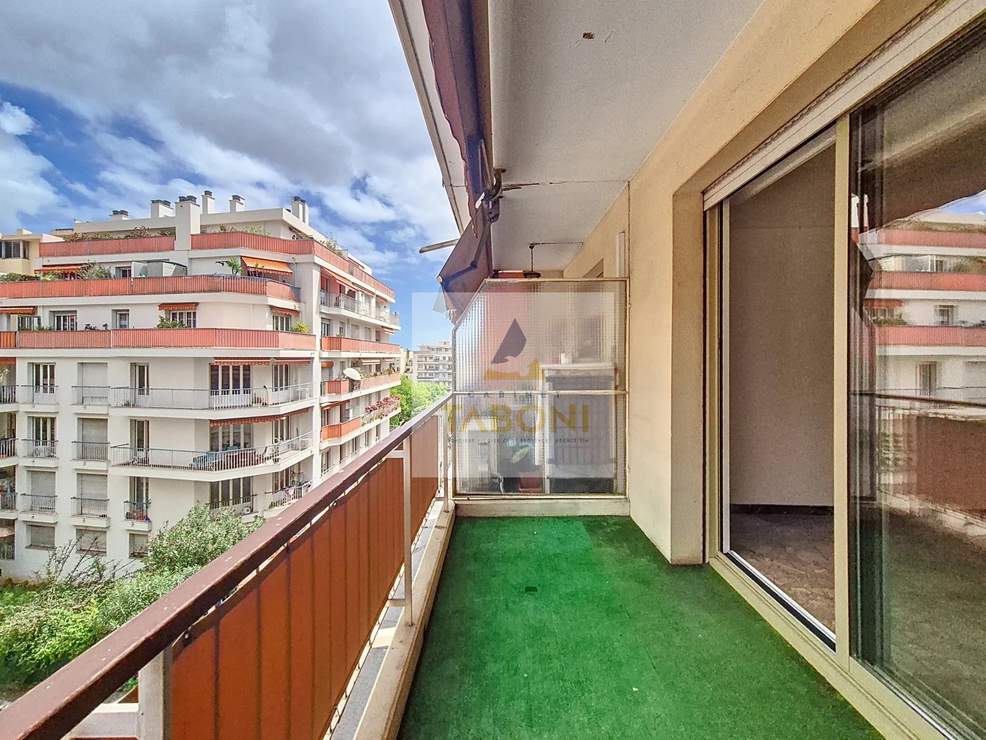 2 PIECES PLACE GOIRAN, EXCELLENT ETAT, BALCON, TERRASSE