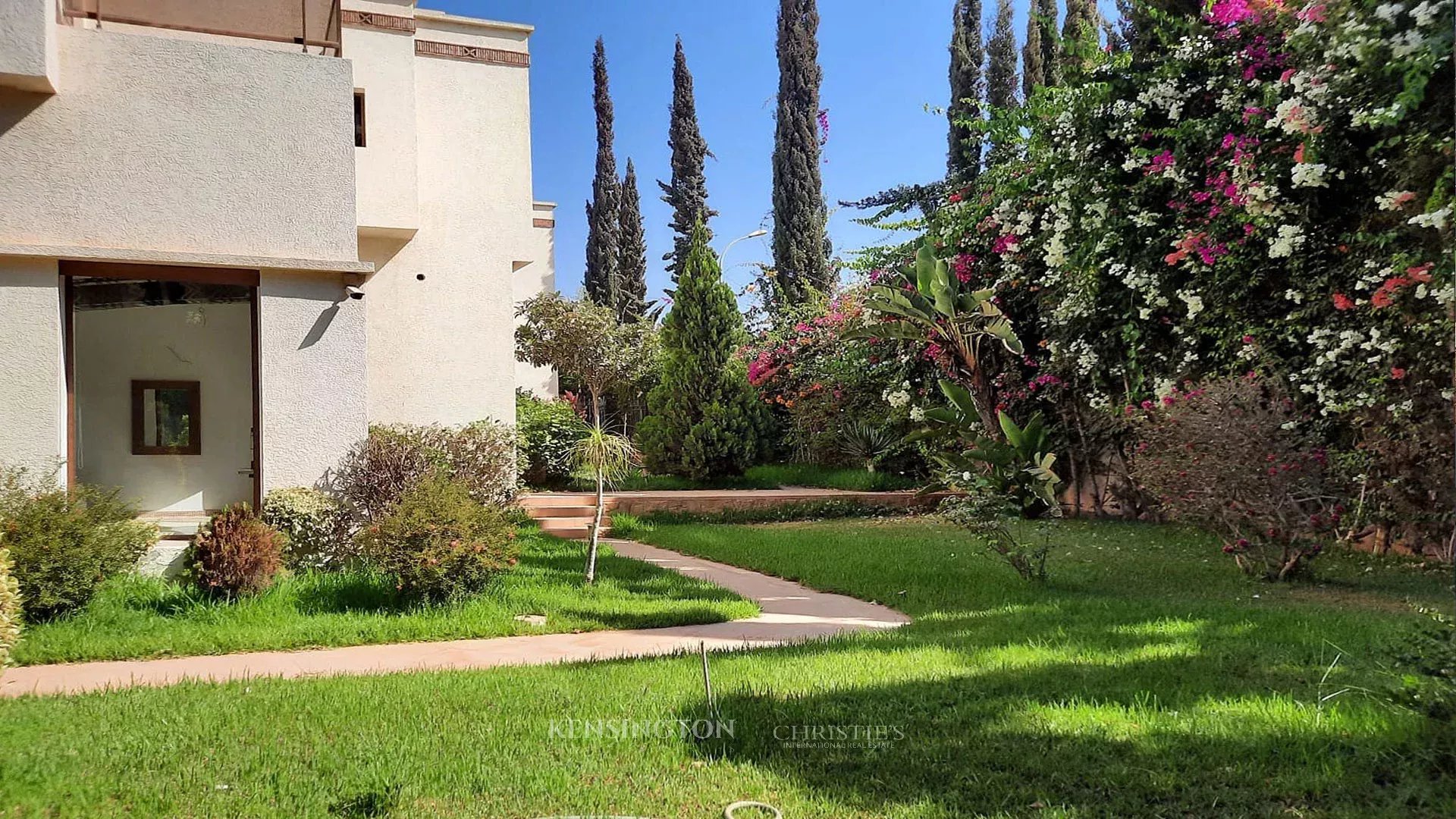 4 Bedroom Villa/Townhouse's Image 26