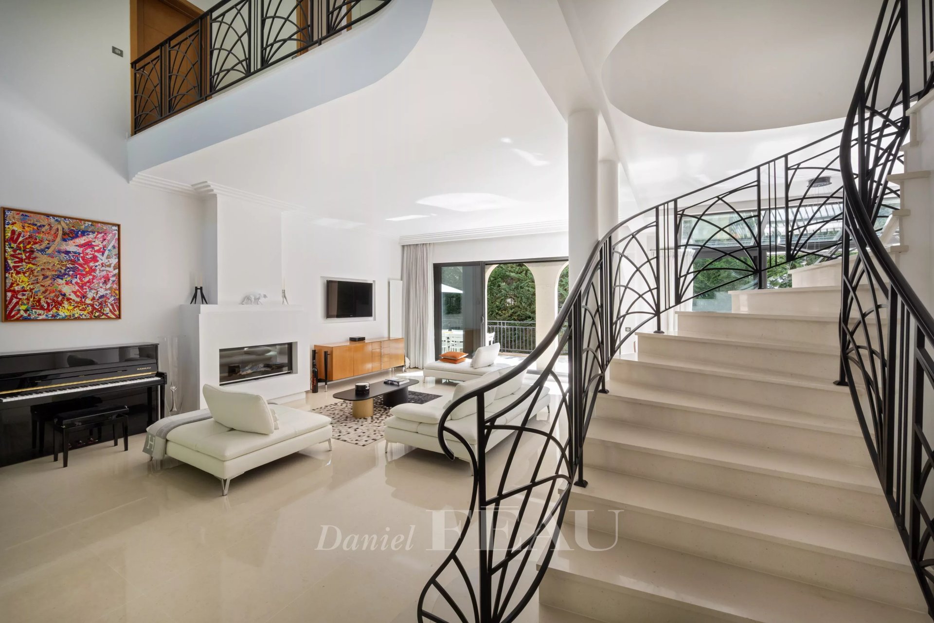 5 Bedroom Villa/Townhouse's Image 9