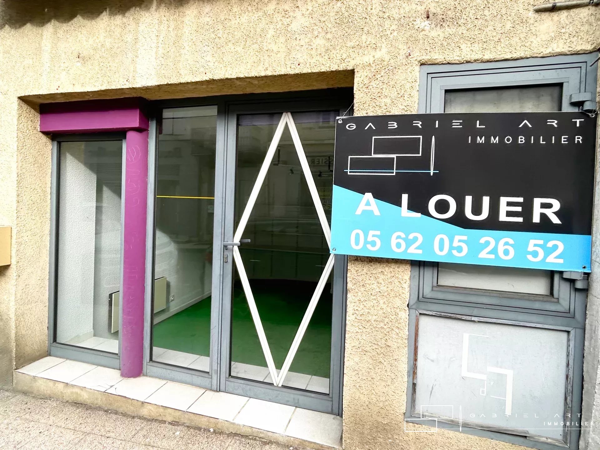 Agence immobilière de 