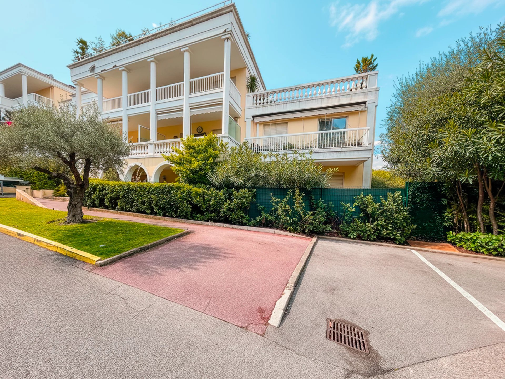 Agence immobilière de 