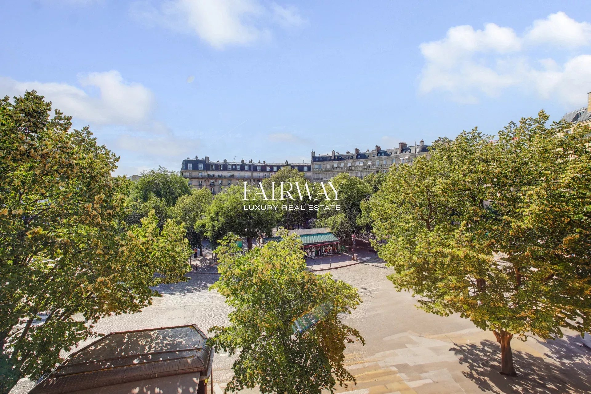 Appartement familial de standing de 213m² avec 5 chambres dans le 8ème arrondissement de Paris