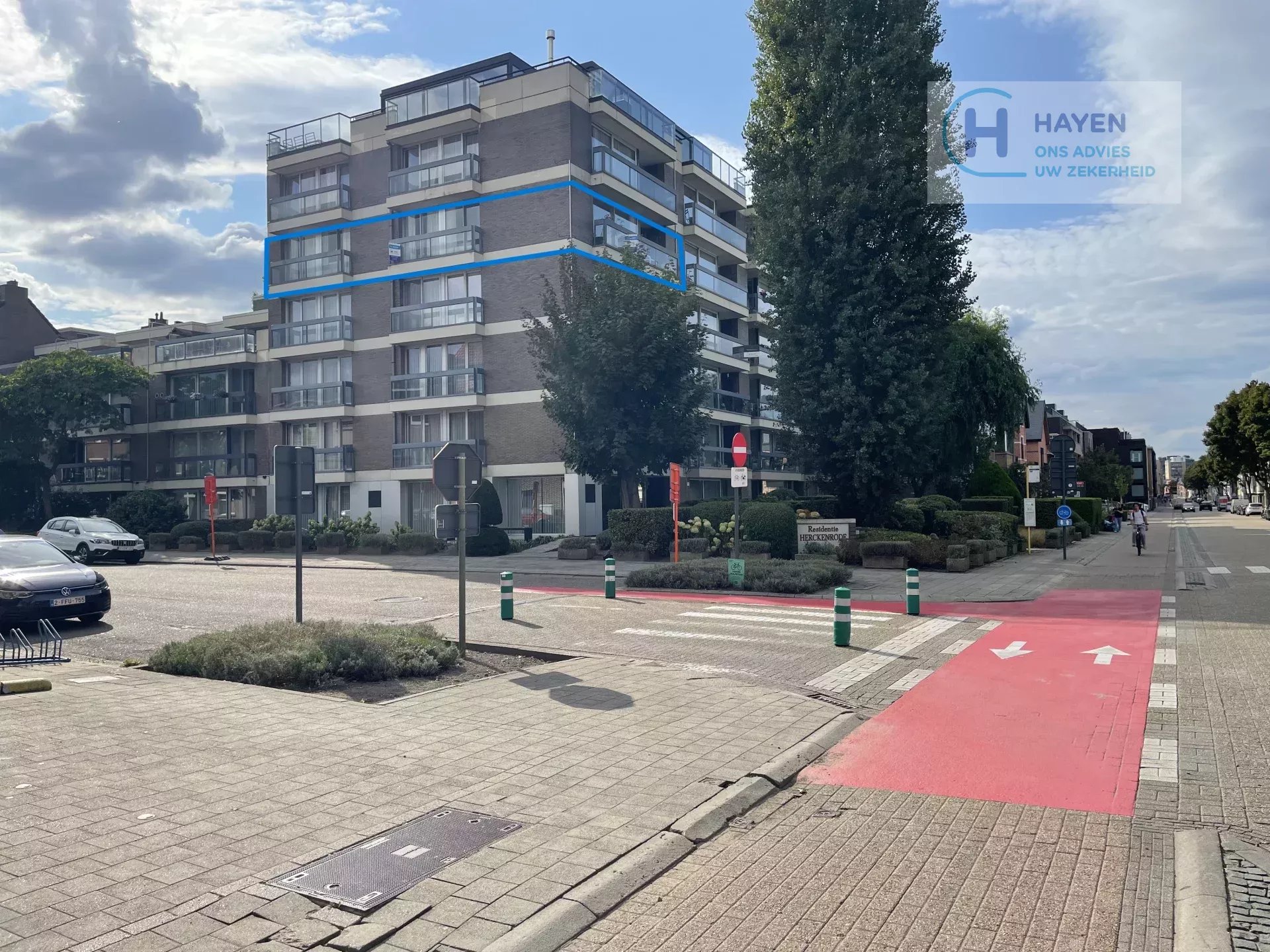 Ruim hoekappartement op een wandelafstand van centrum Hasselt