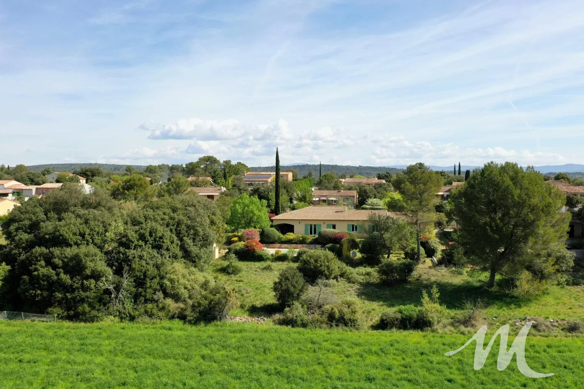 Agence immobilière de 