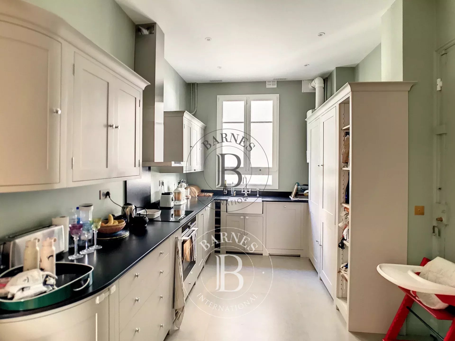 Daire Paris 8ème - picture 12