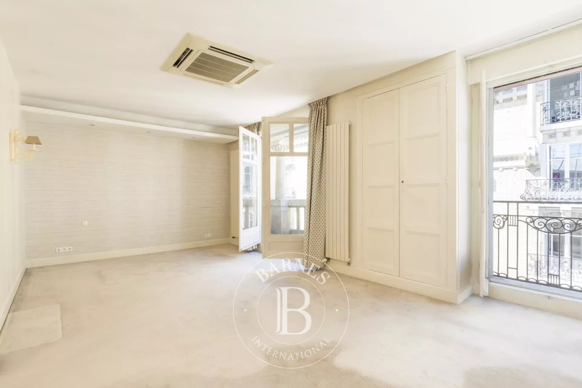 Neuilly-sur-Seine  - Mansion 4 Bedrooms - picture 18