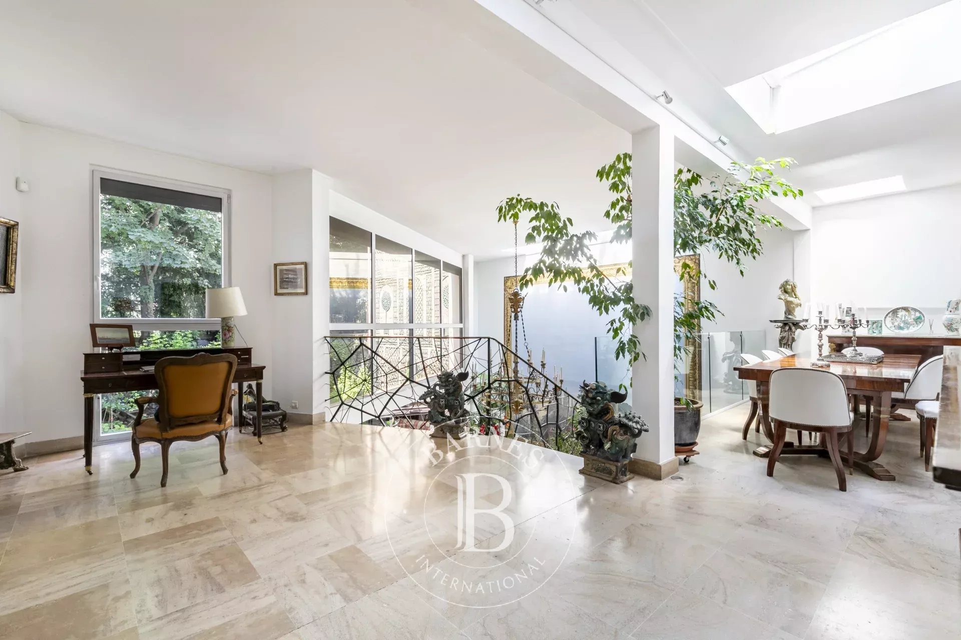 Paris  - Apartment 3 Bedrooms - picture 8