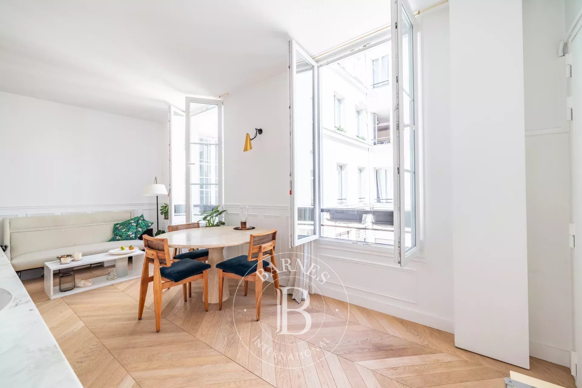 Daire Paris 3ème - picture 9