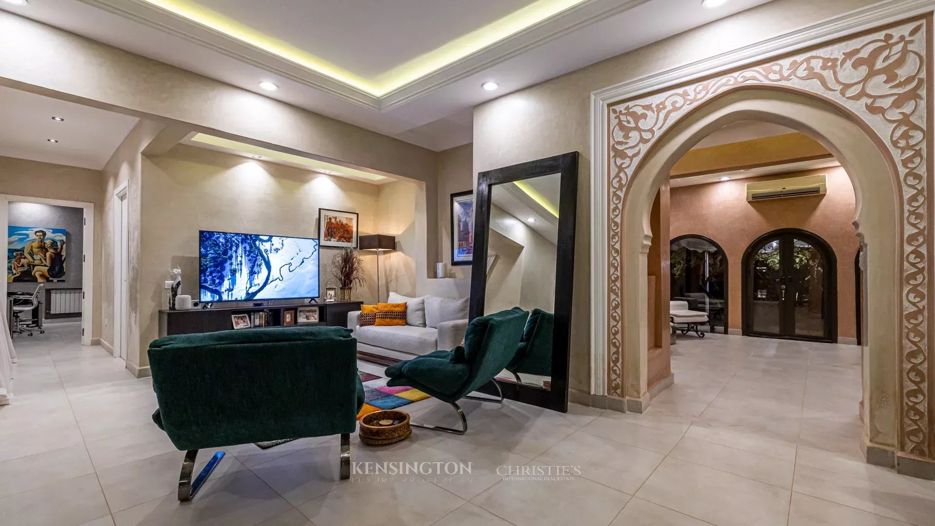9 Bedroom Villa/Townhouse's Image 139