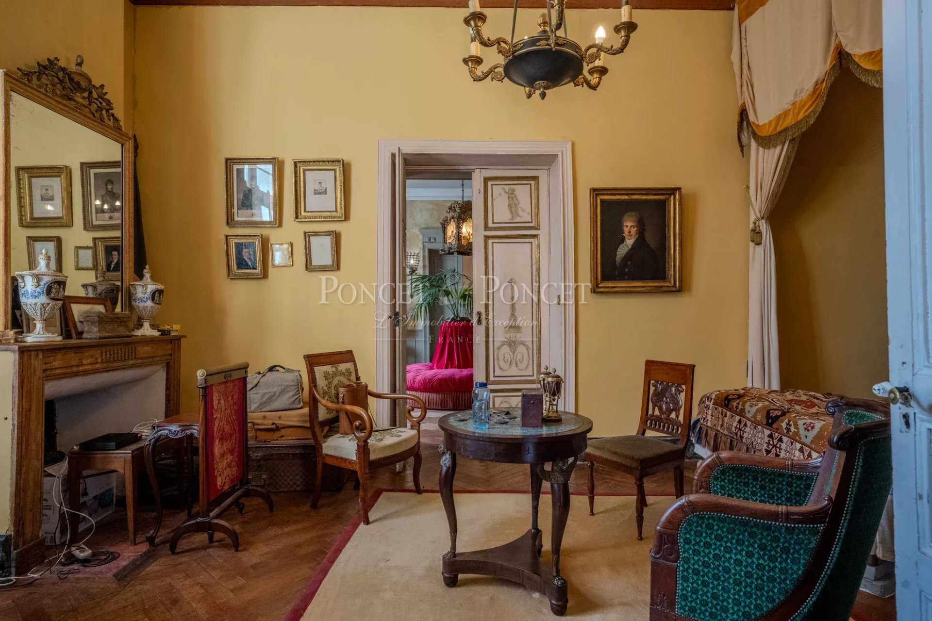 16 Bedroom Chateau's Image 7