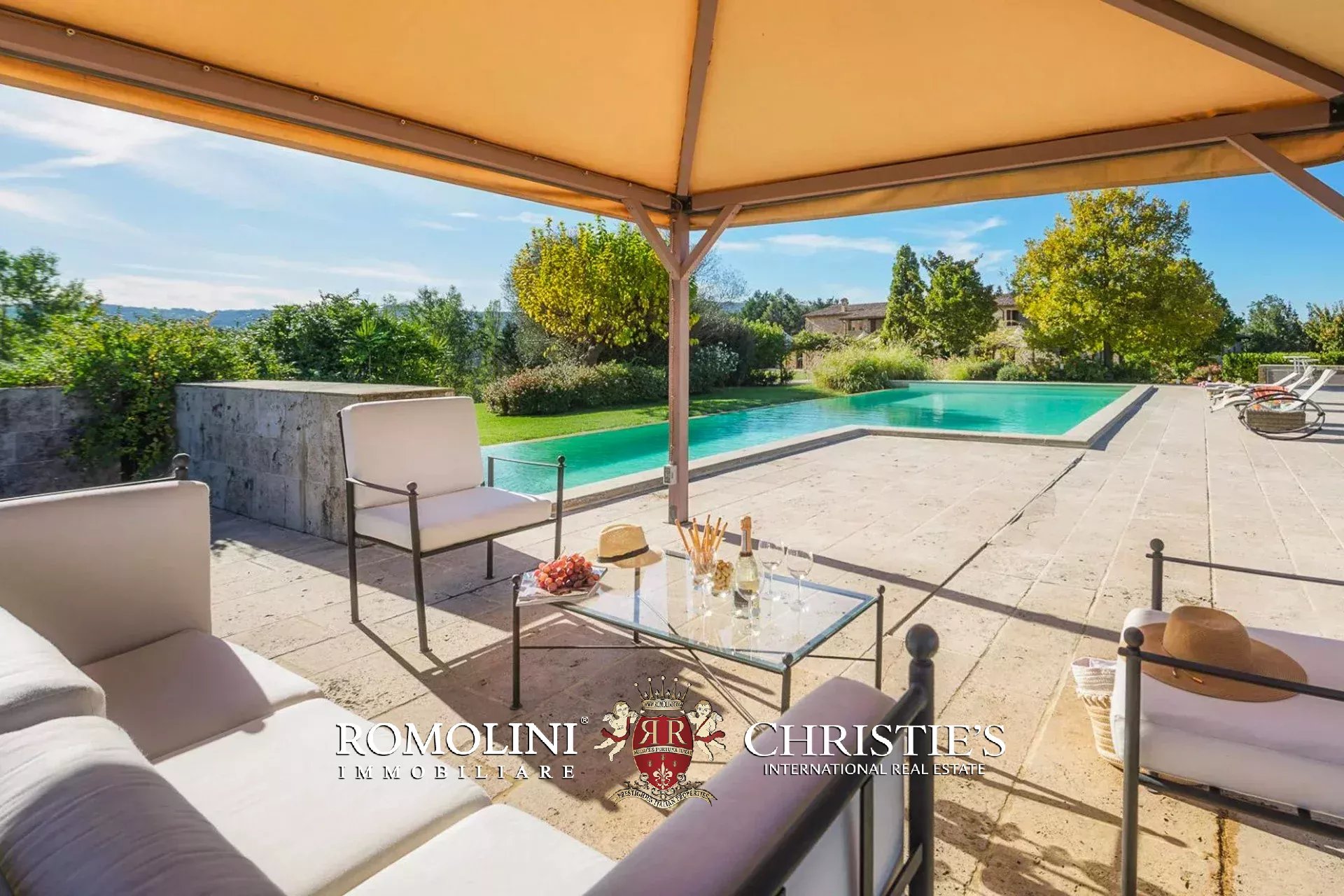 9 Bedroom Villa/Townhouse's Image 33
