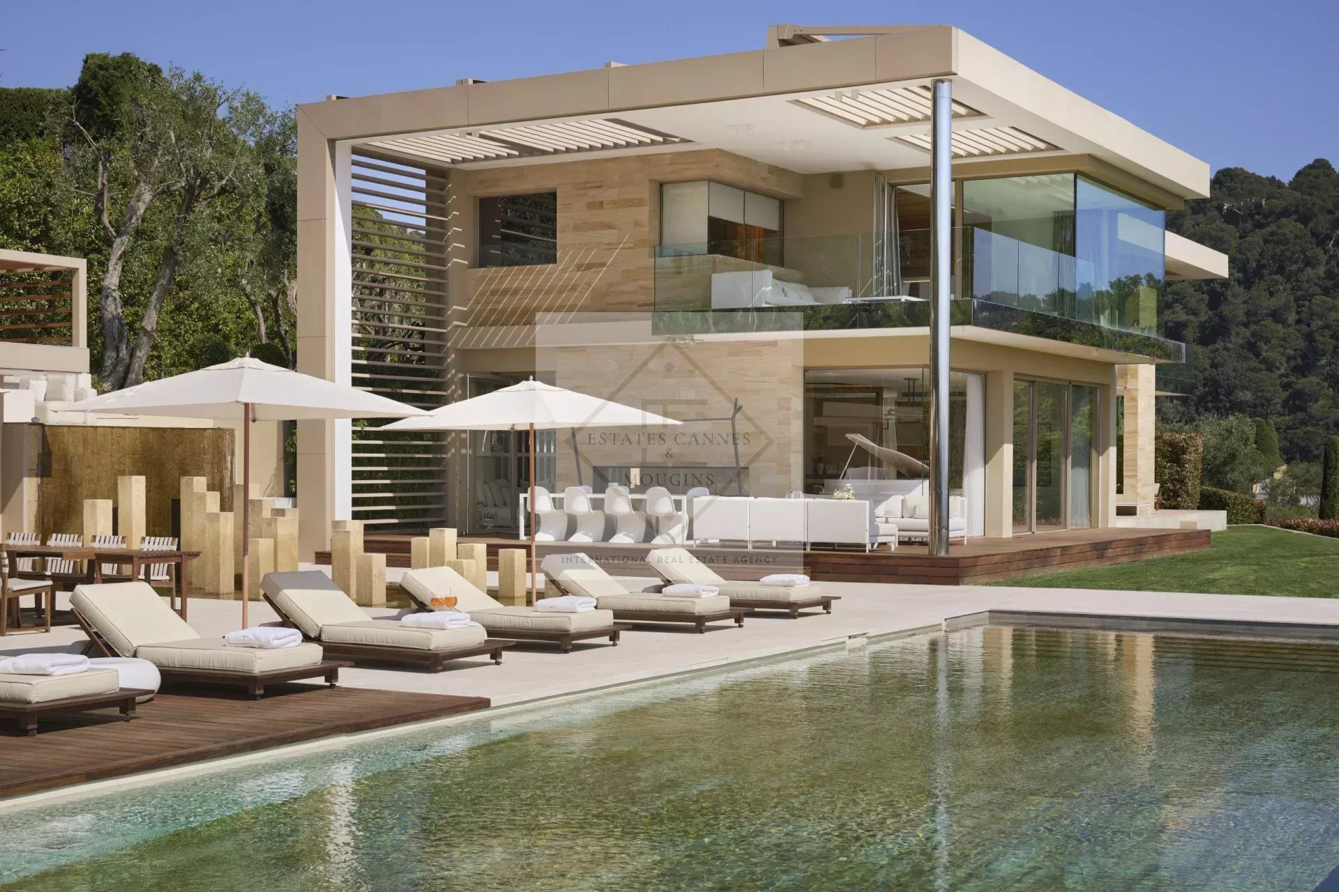 Villa Ultra-Luxe Neuve à Cannes – Location Saisonnière d’Exception — photo 4