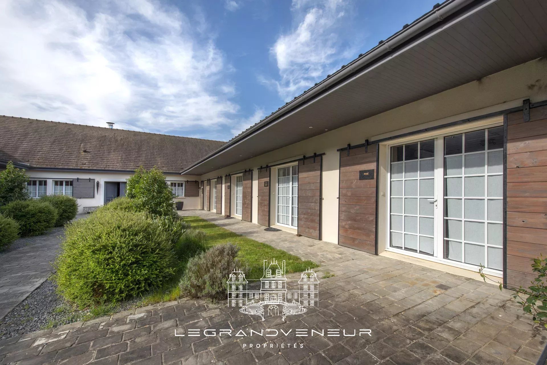 Sale House Barbizon