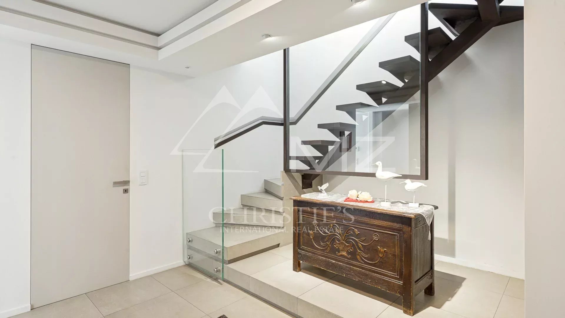 4 Bedroom Apartment/Flat's Image 6