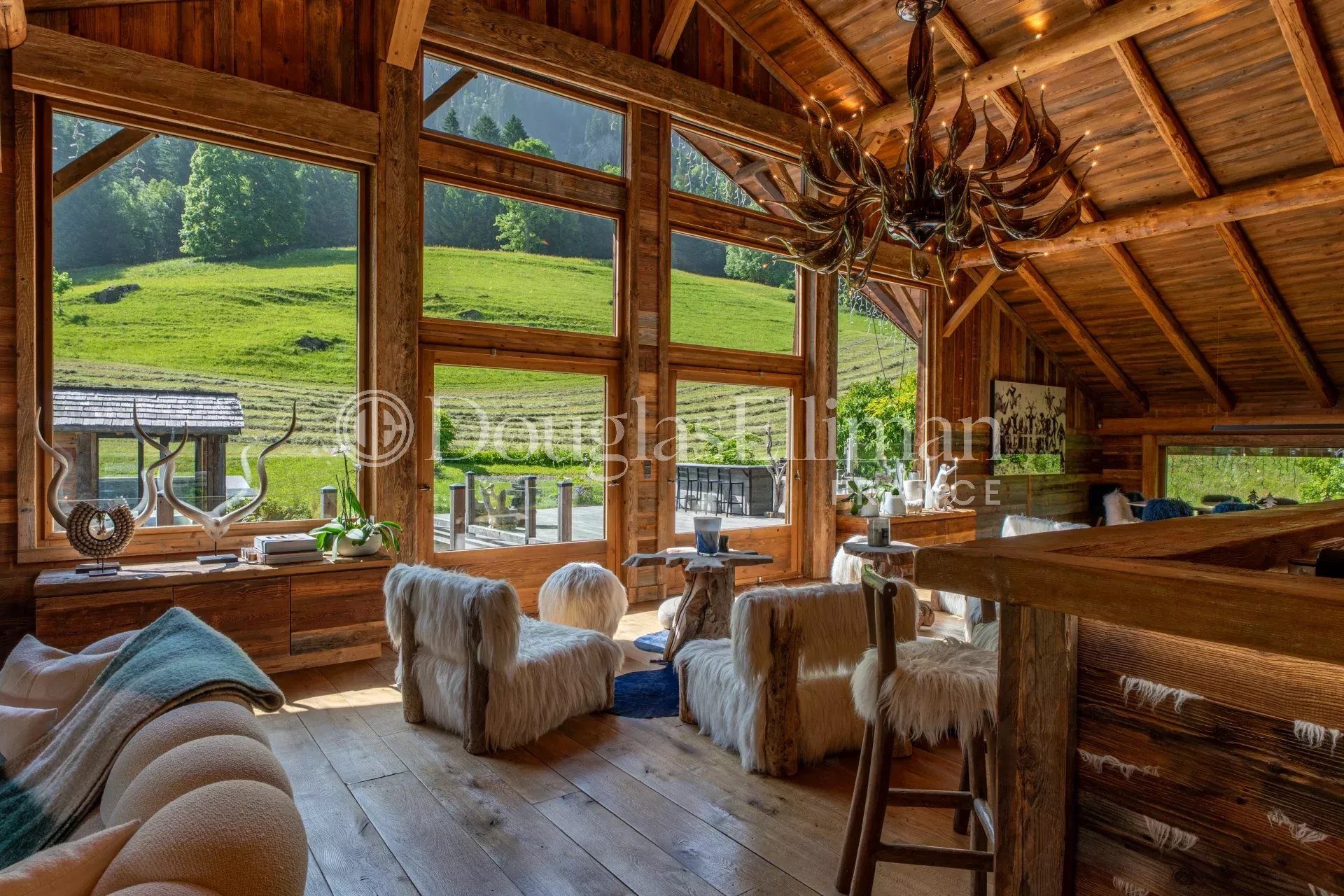 MEGÈVE – Ferme d&rsquo;exception rénovée - Image nᵒ2