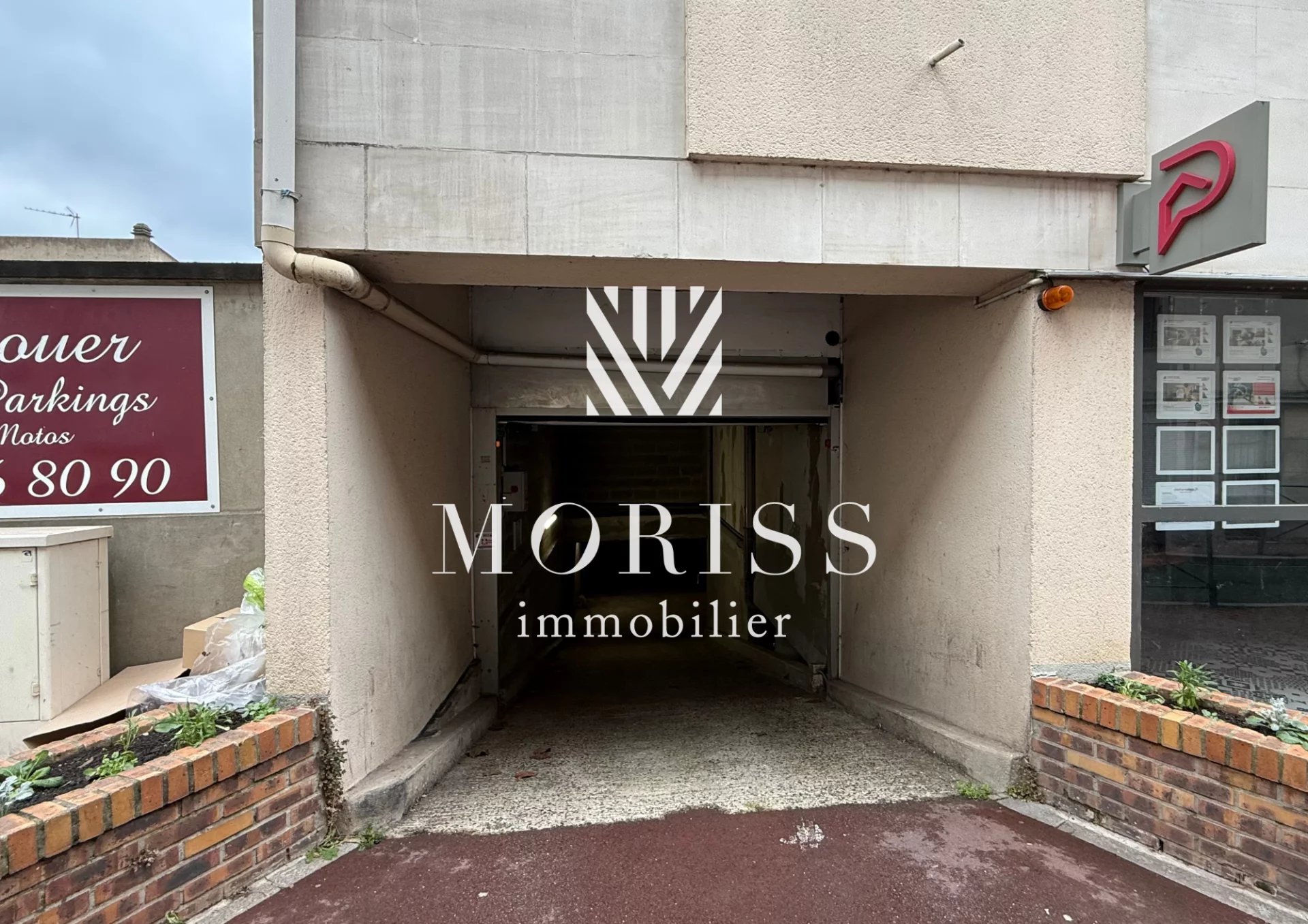 Nogent-sur-Marne - Place de parking - Image Array