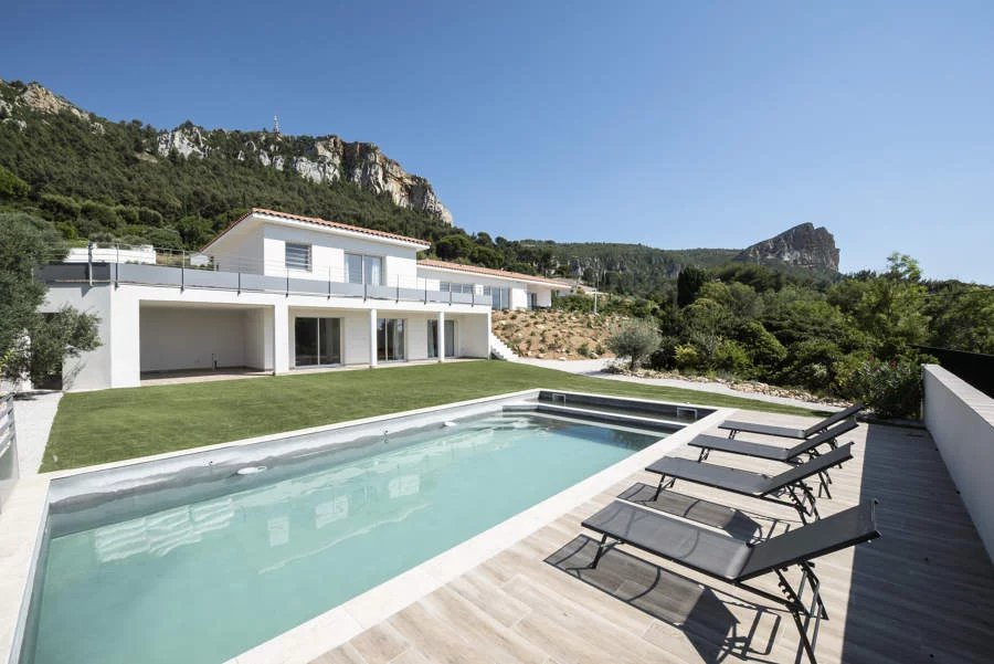 Cassis - Holiday rental - House - 12 Persons - 6 Bedrooms - 6 Bathrooms - 230 m² - Swimming pool