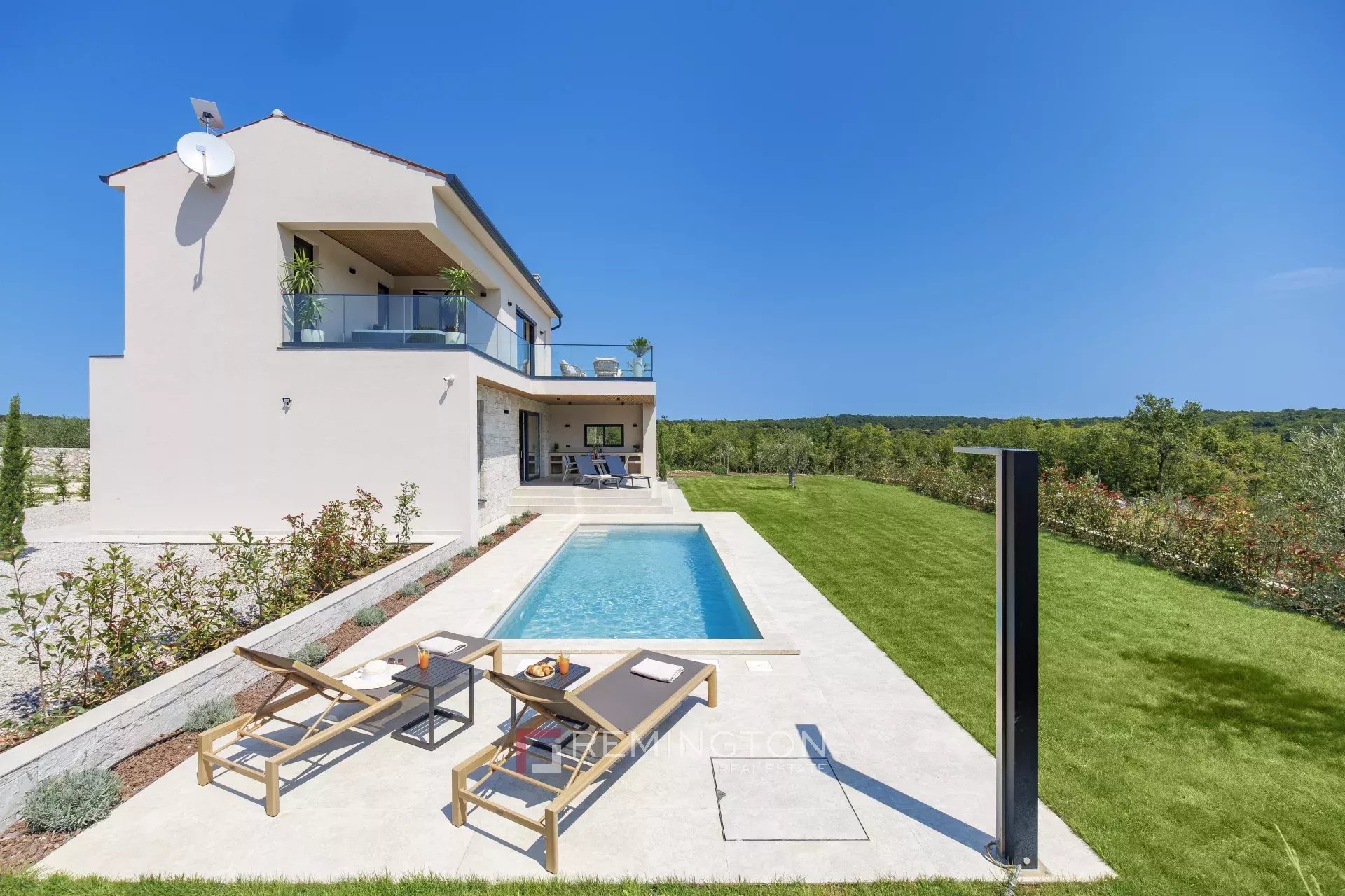 2 Bedroom Villa/Townhouse's Image 23